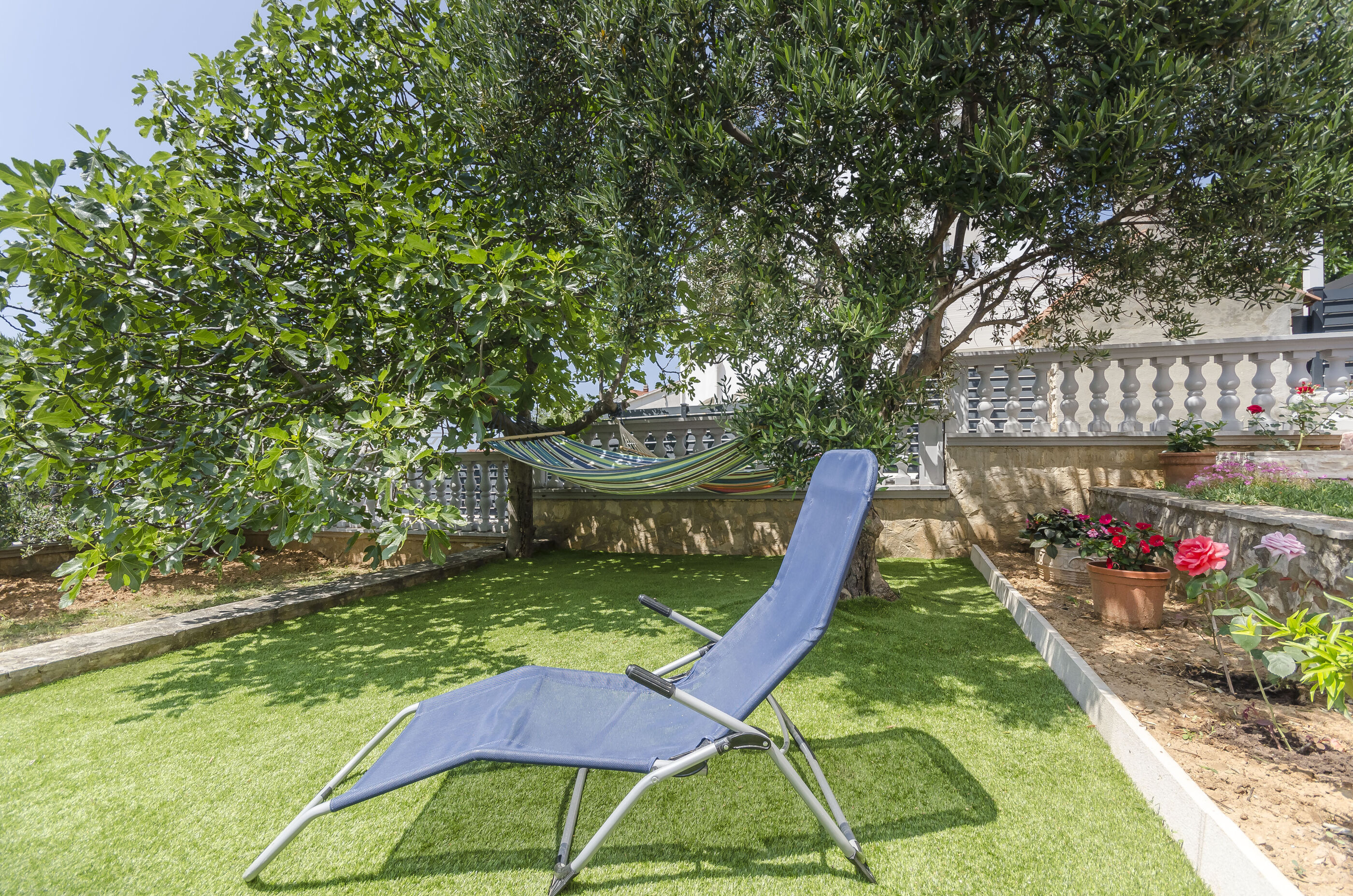 Apartment Blumen Garten 73001-A1