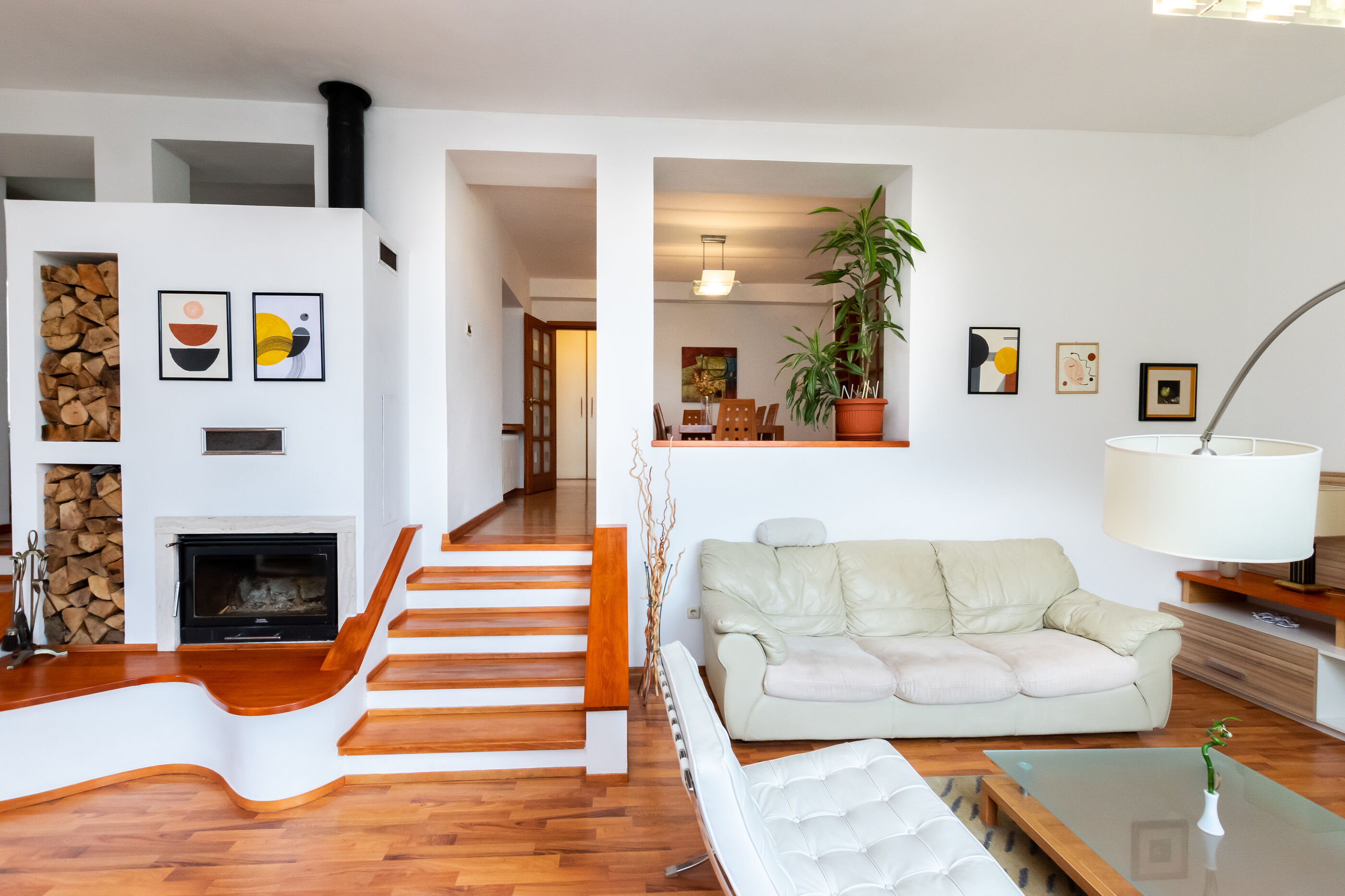 House Mirjana 16221-K1