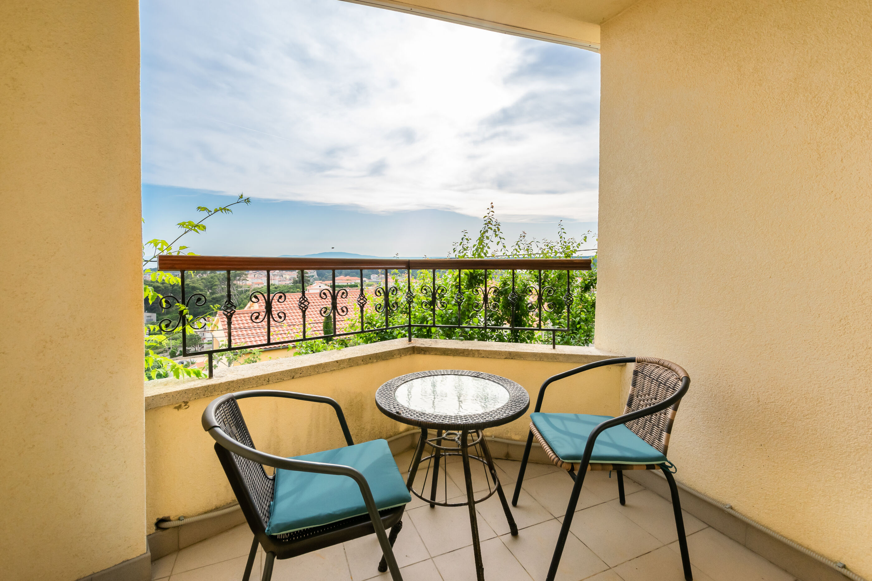 House Mirjana 16221-K1