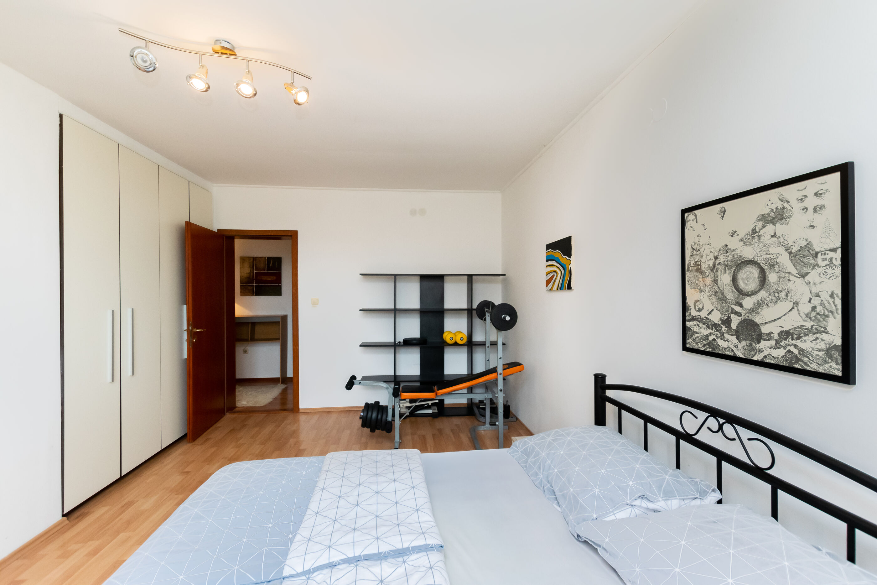 House Mirjana 16221-K1