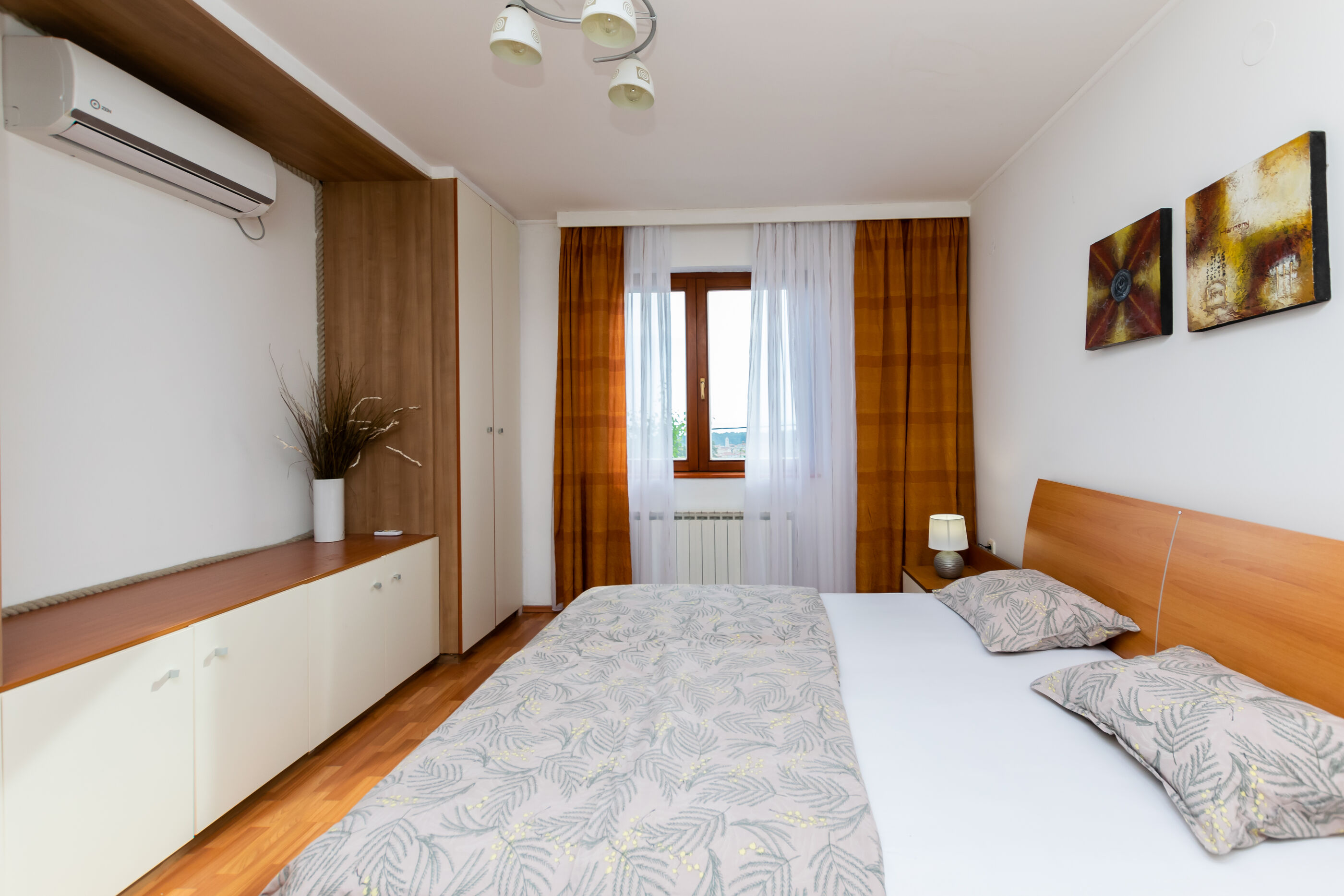 House Mirjana 16221-K1