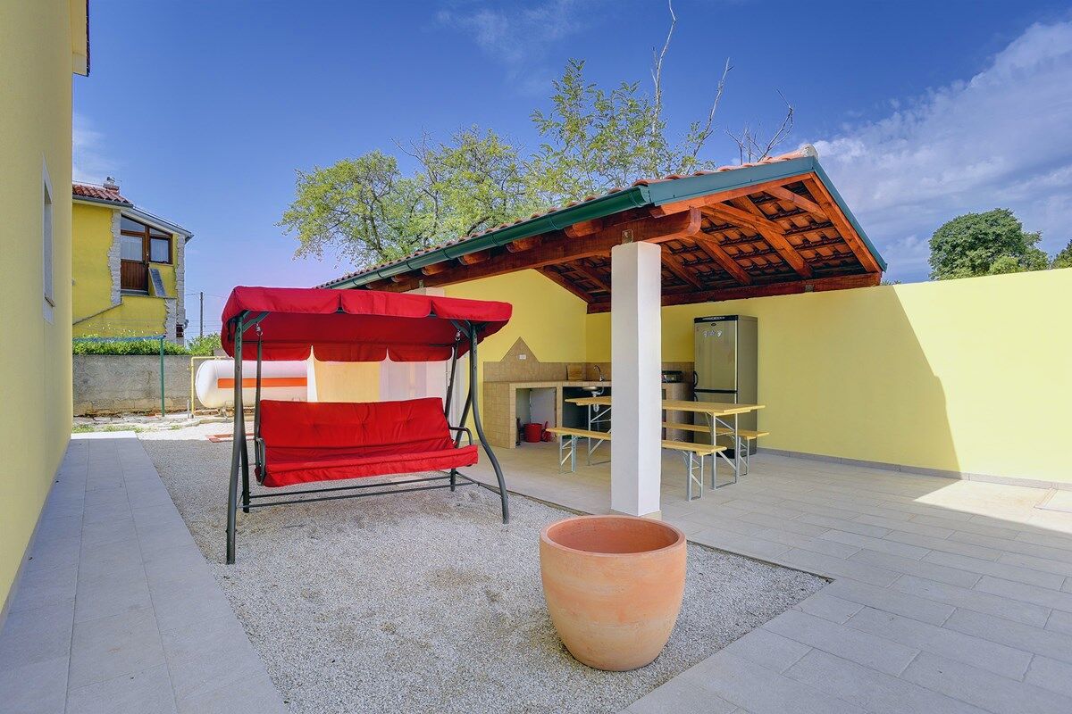 Villa Monica 73853-K1