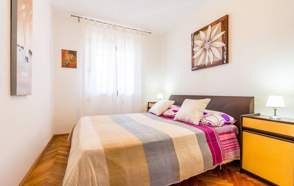 Apartments Casa Racchi 76091-A2