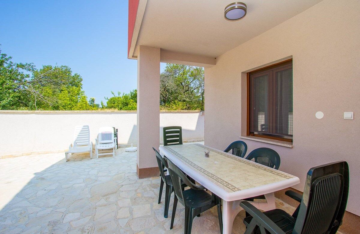 Apartments Casa Racchi 76091-A2