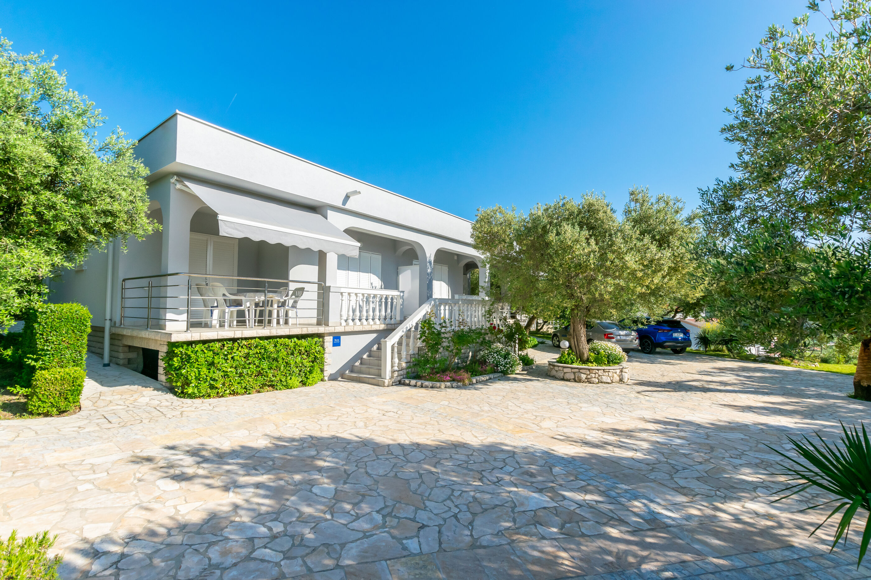 Apartments Anka 16891-A1
