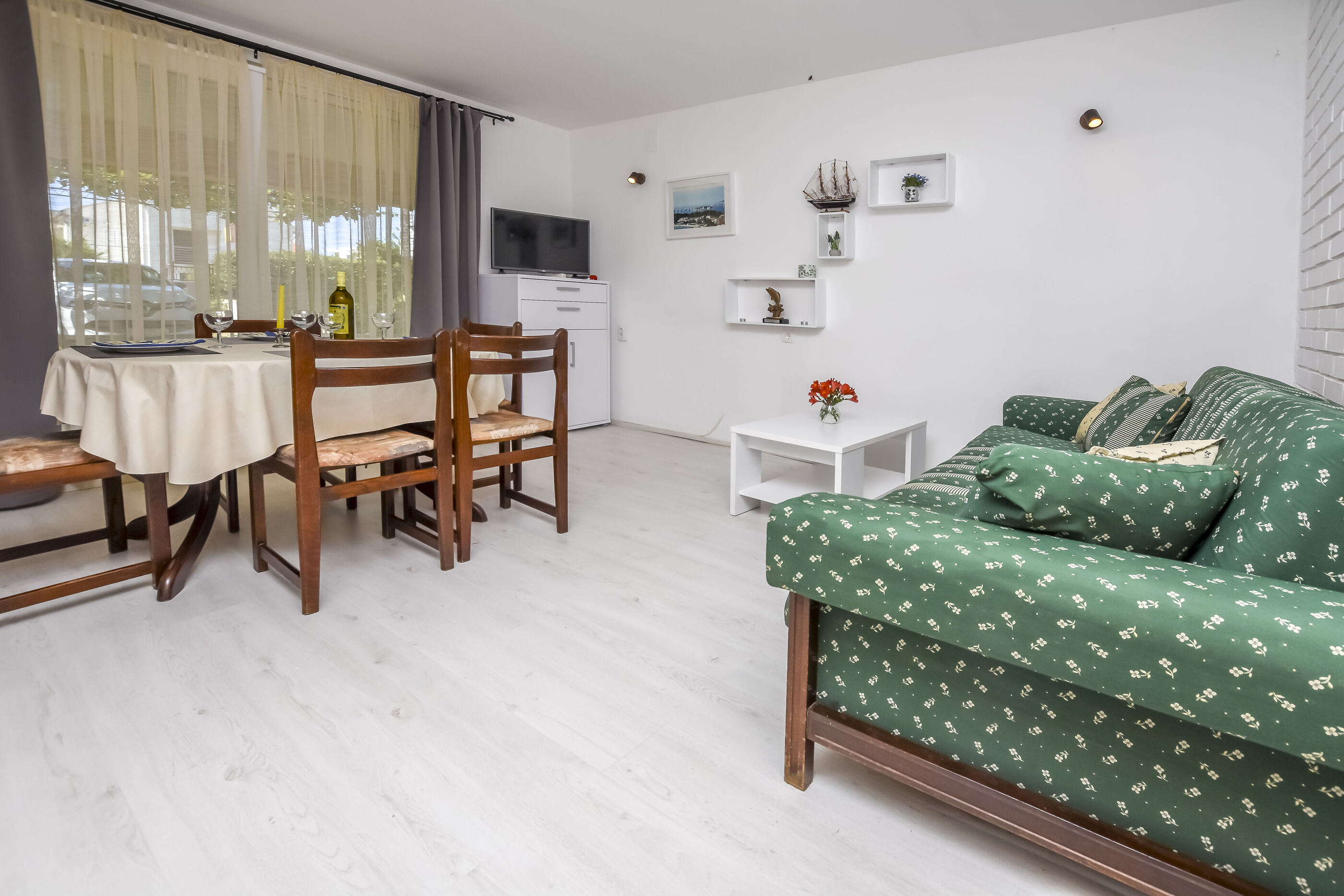 Apartments and Room Novokmet 27291-A1