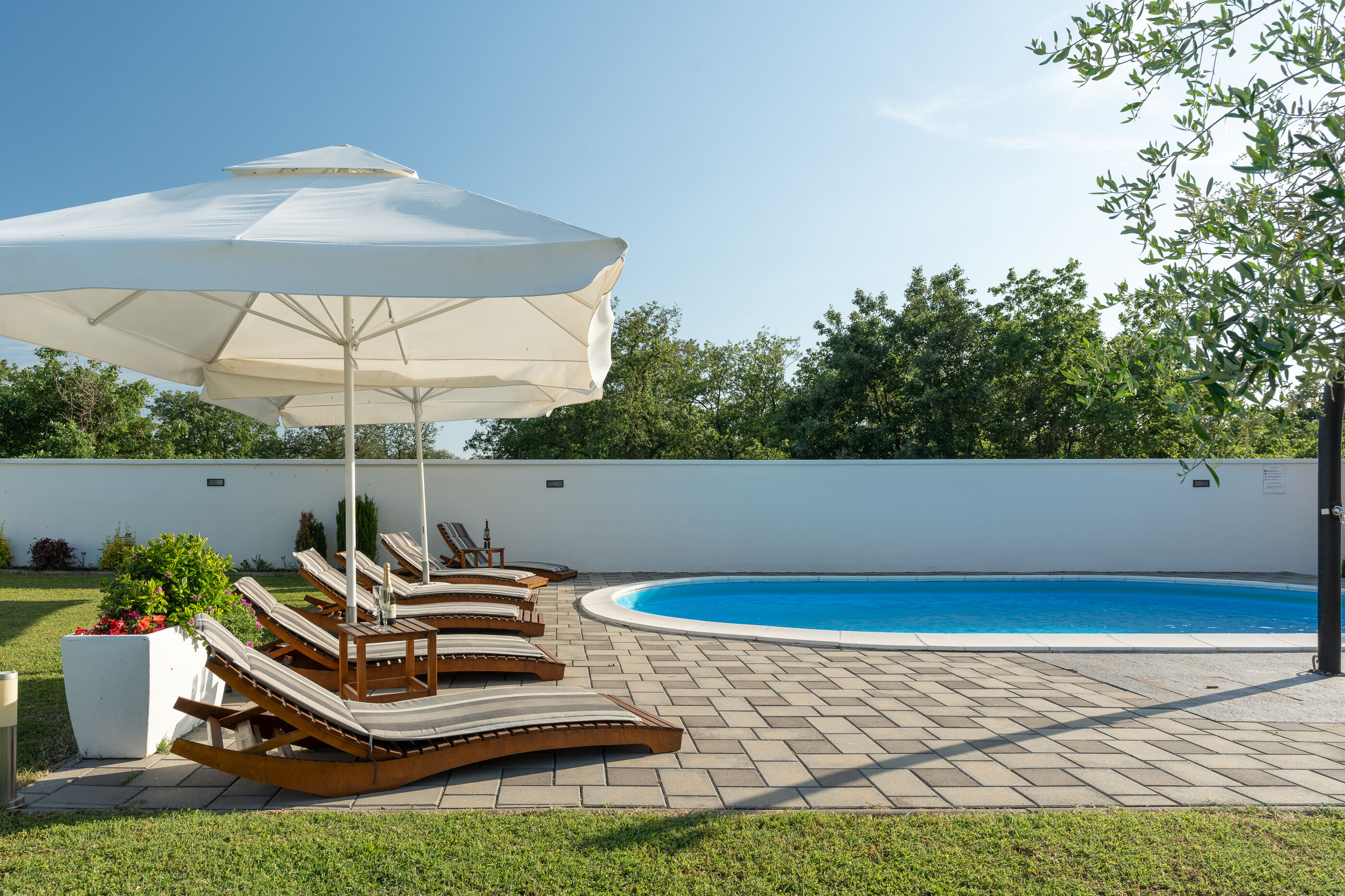 House Leonardo V9011-K1
