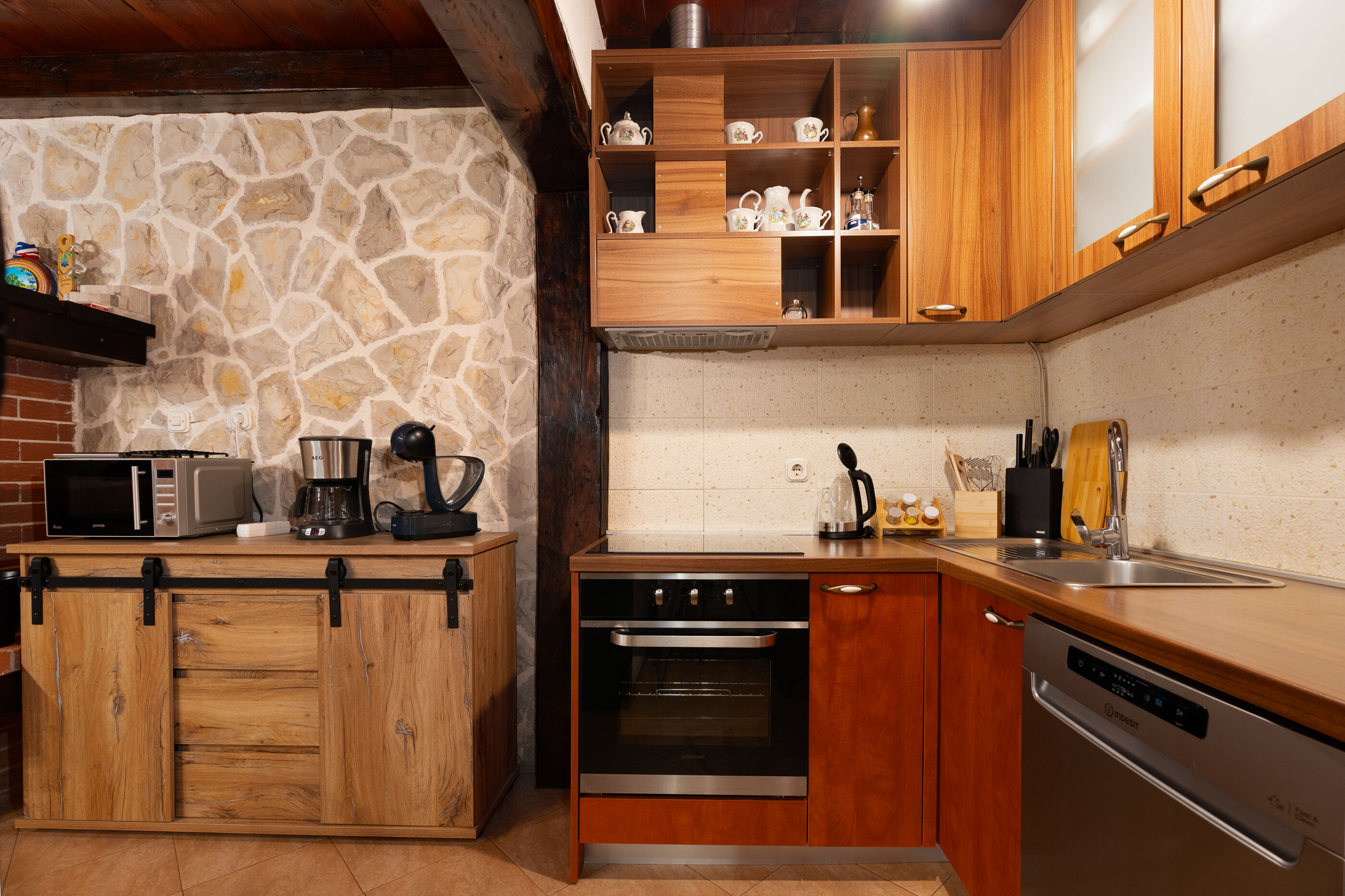 House Leonardo V9011-K1