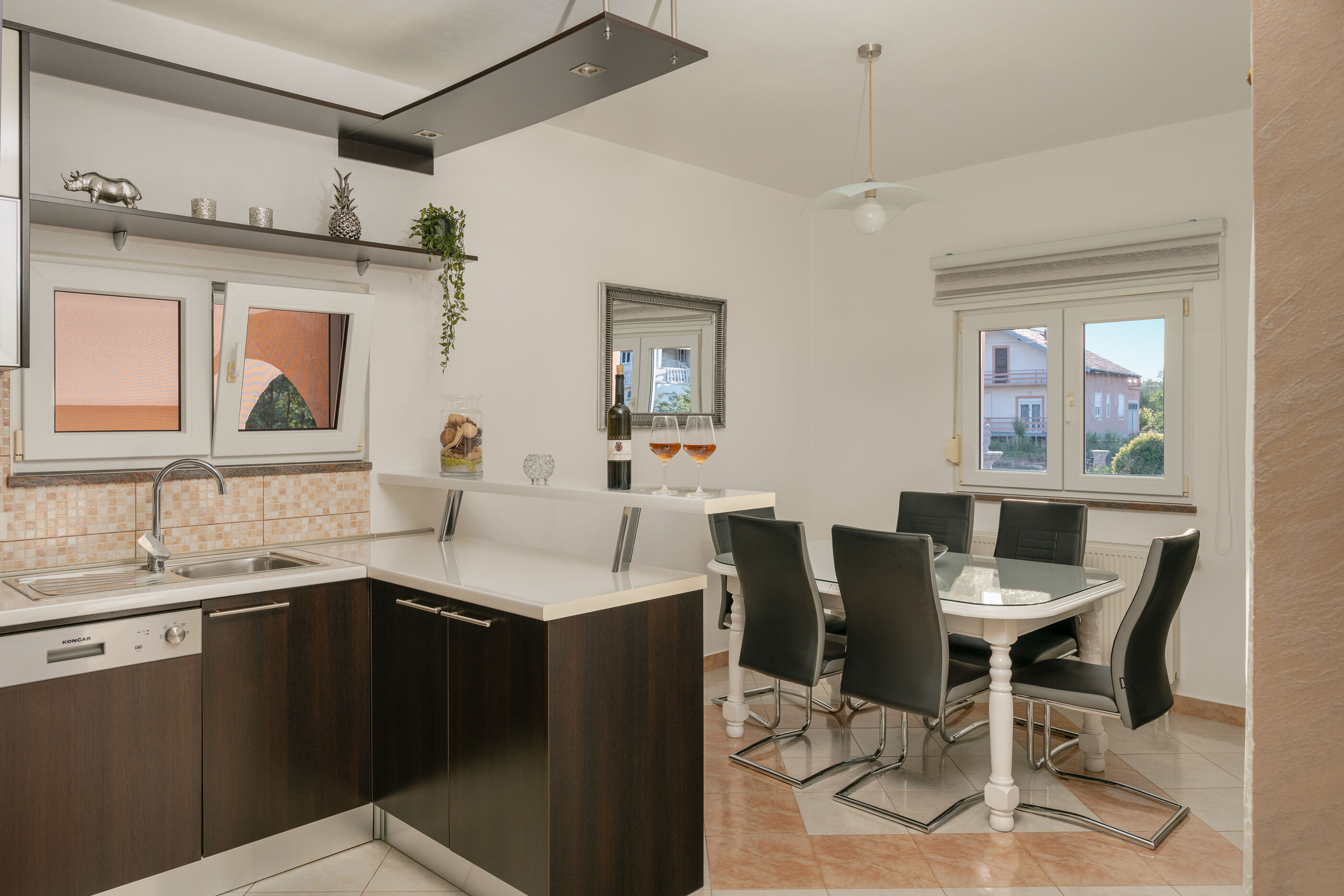 House Leonardo V9011-K1