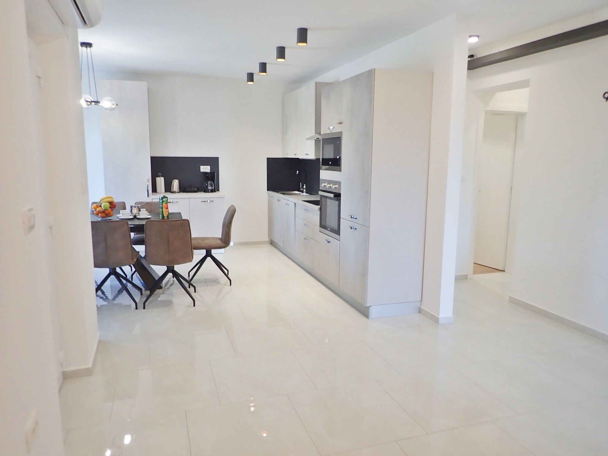 Apartment La Vista 81619-A1