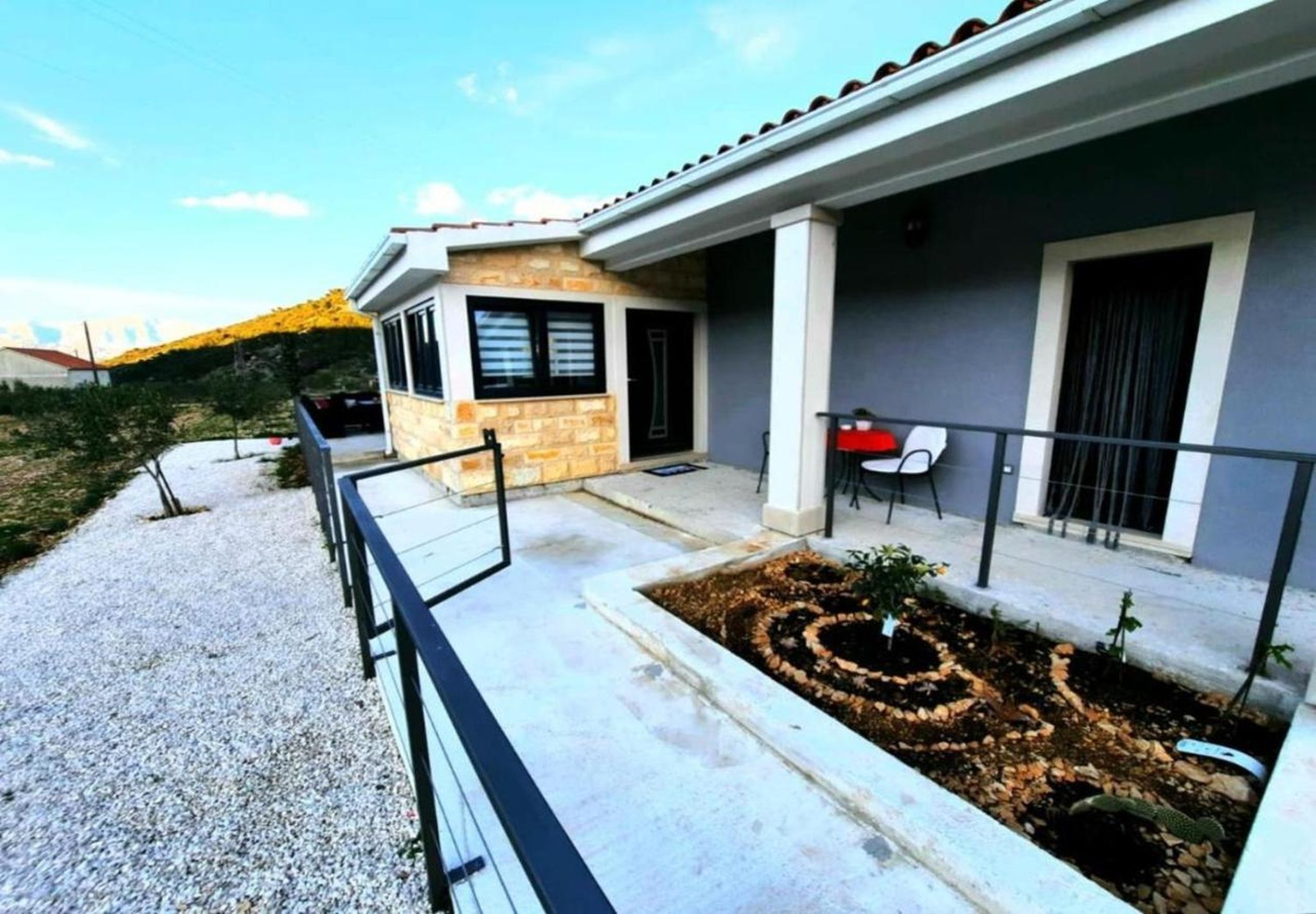 House Toni K1