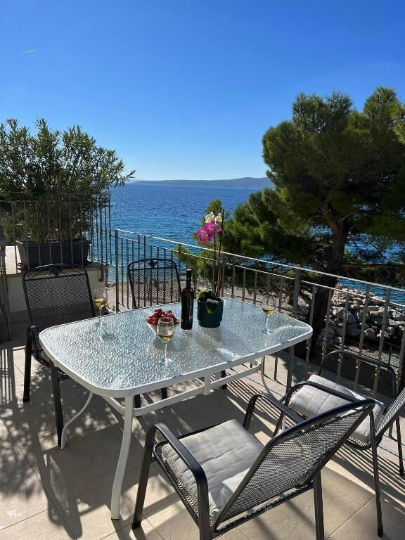 Apartments Paradise 95691-A1