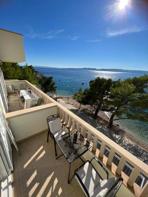Apartments Paradise 95691-A2