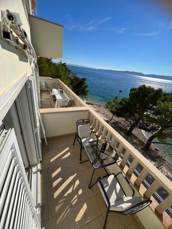 Apartments Paradise 95691-A2