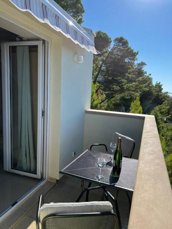 Apartments Paradise 95691-A3