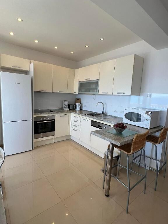 Apartments Paradise 95691-A4