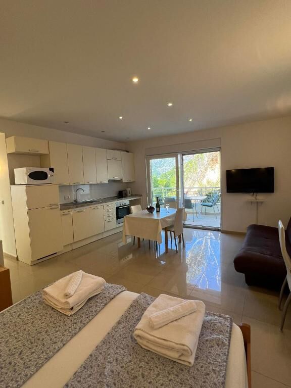 Apartments Paradise 95691-A5