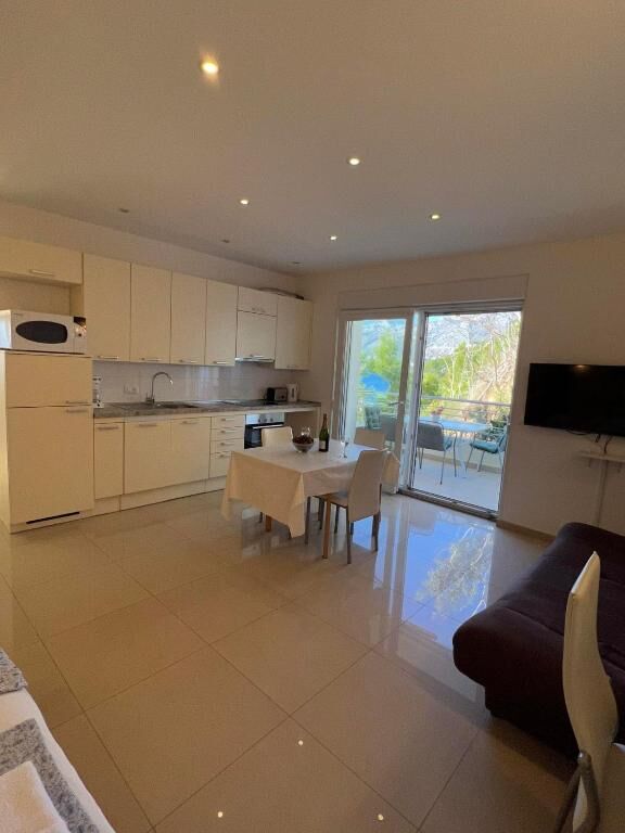 Apartments Paradise 95691-A5