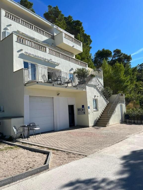 Apartments Paradise 95691-A4