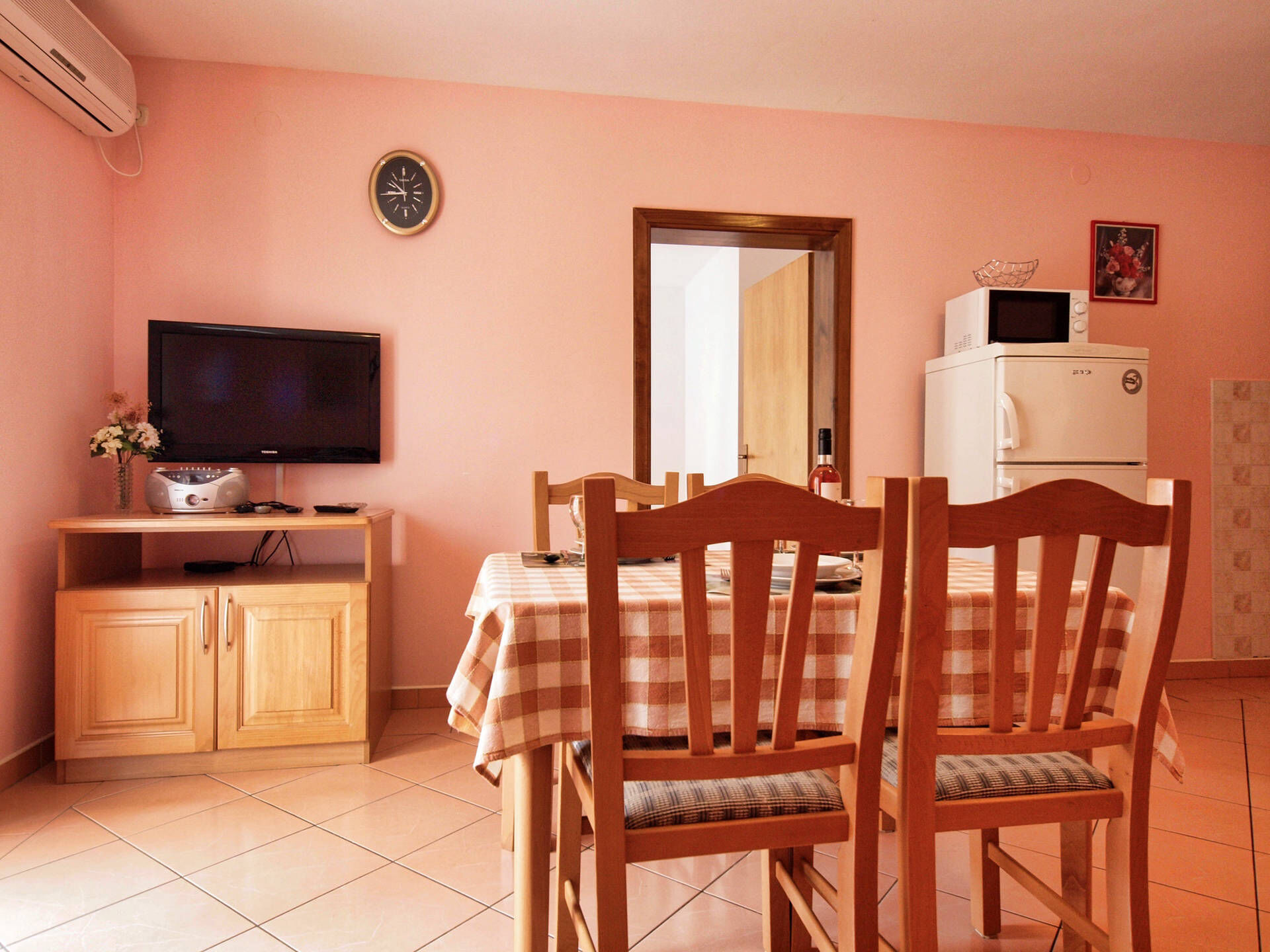 Apartments Vladimir 26451-A1