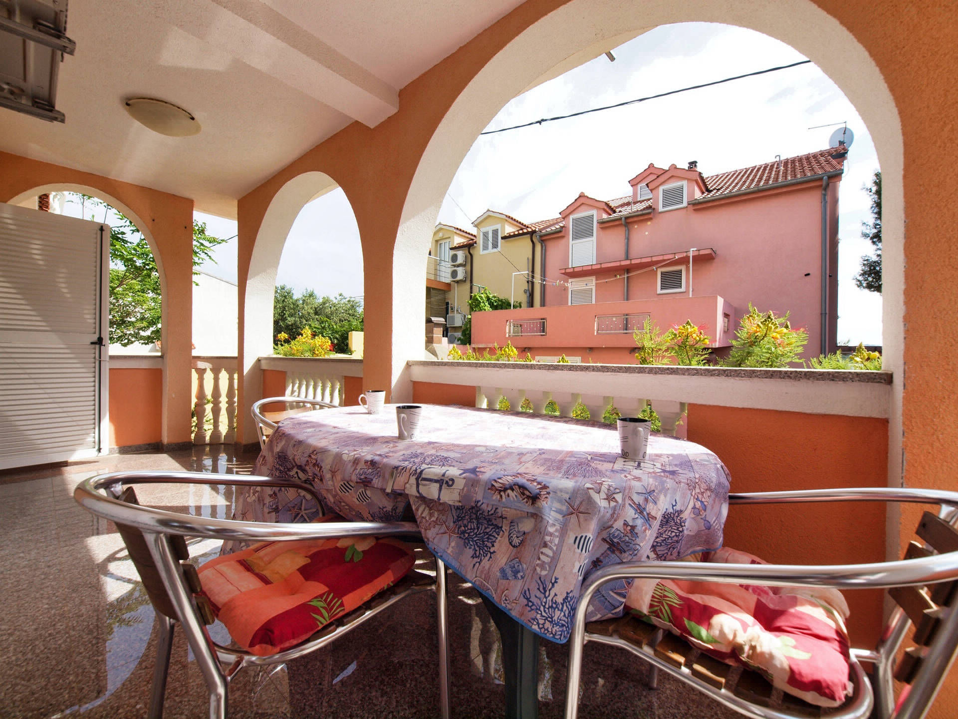 Apartments Vladimir 26451-A1