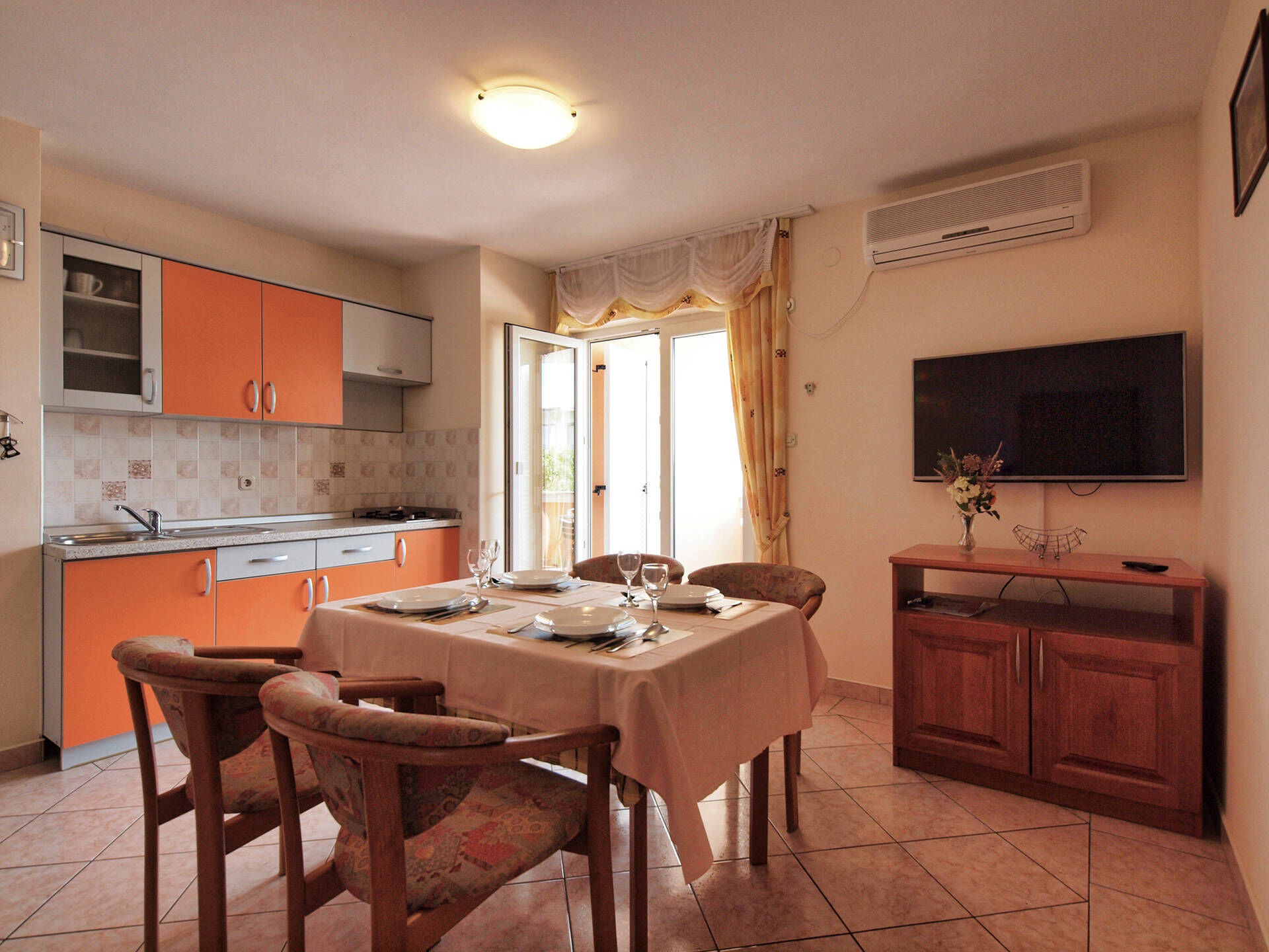 Apartments Vladimir 26451-A4