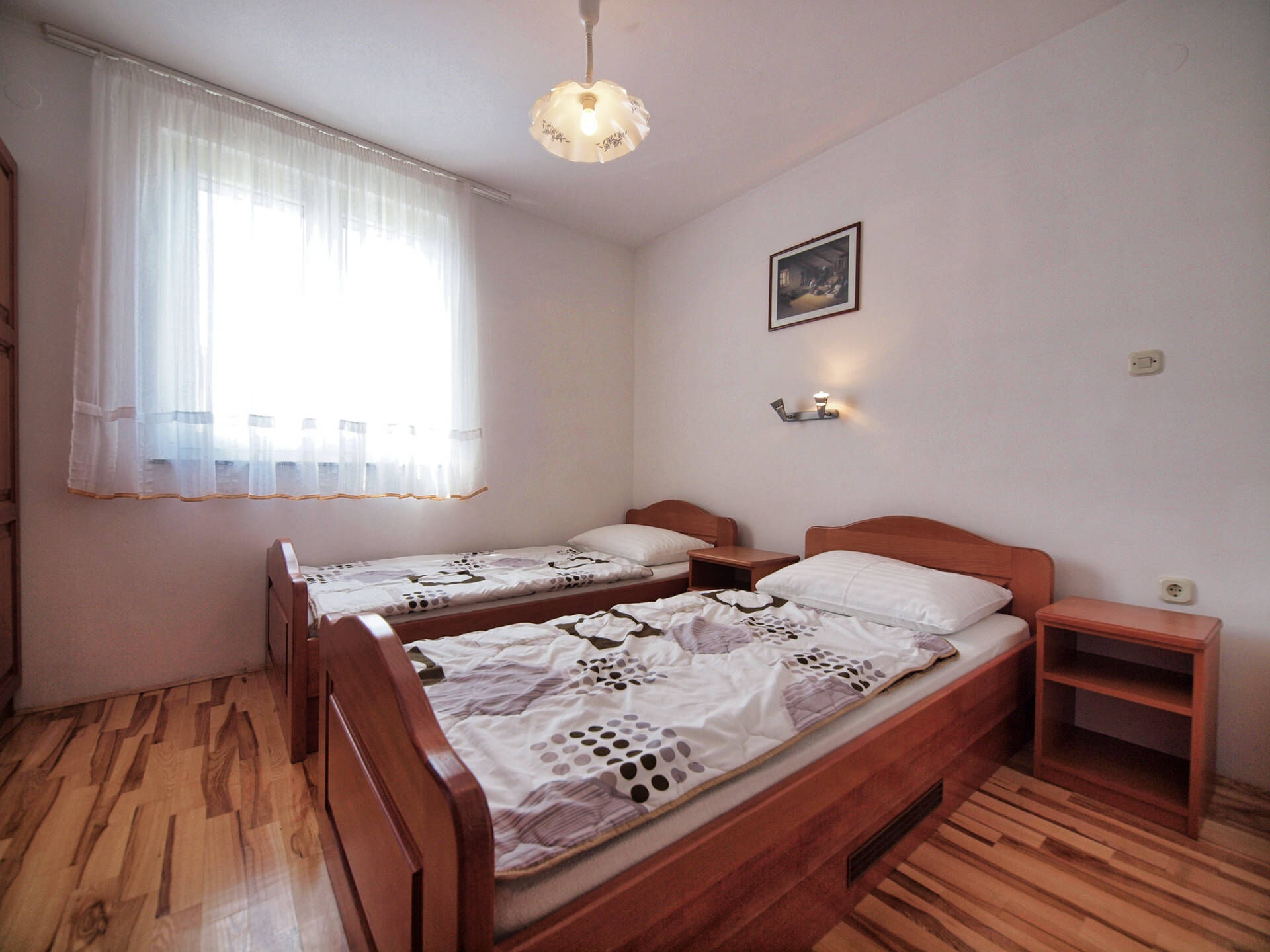 Apartments Vladimir 26451-A5