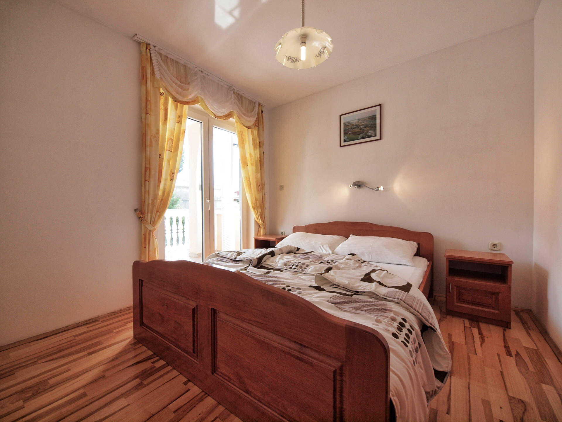 Apartments Vladimir 26451-A5