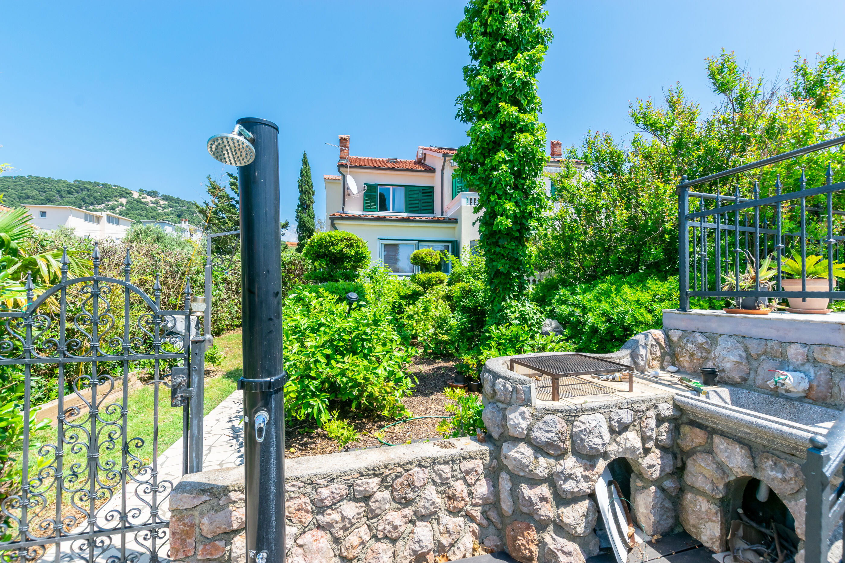 Photo of Apartments Rada i Stanislav