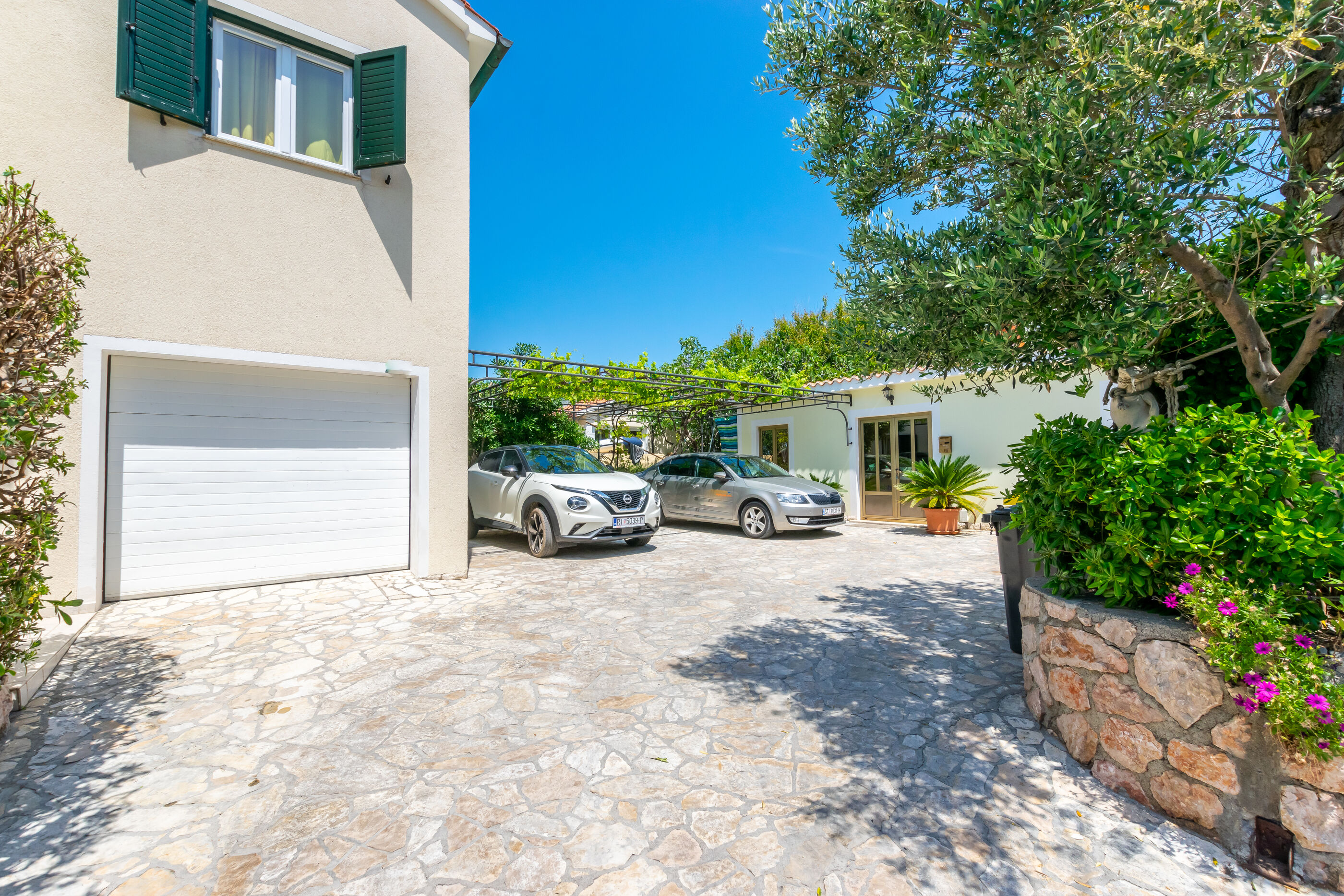 Apartments Rada i Stanislav 91501-A2