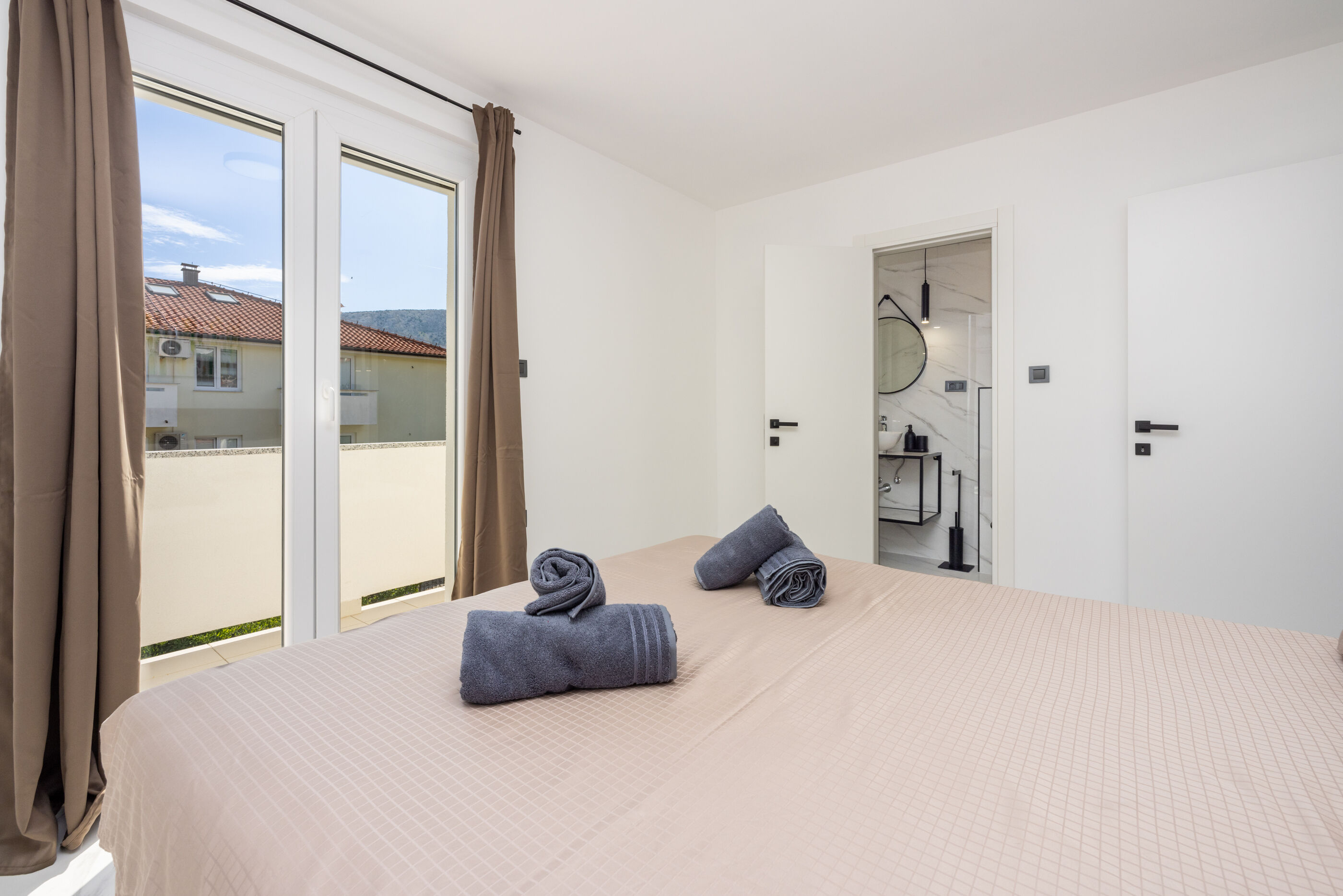 Villa Velvet 62192-K1