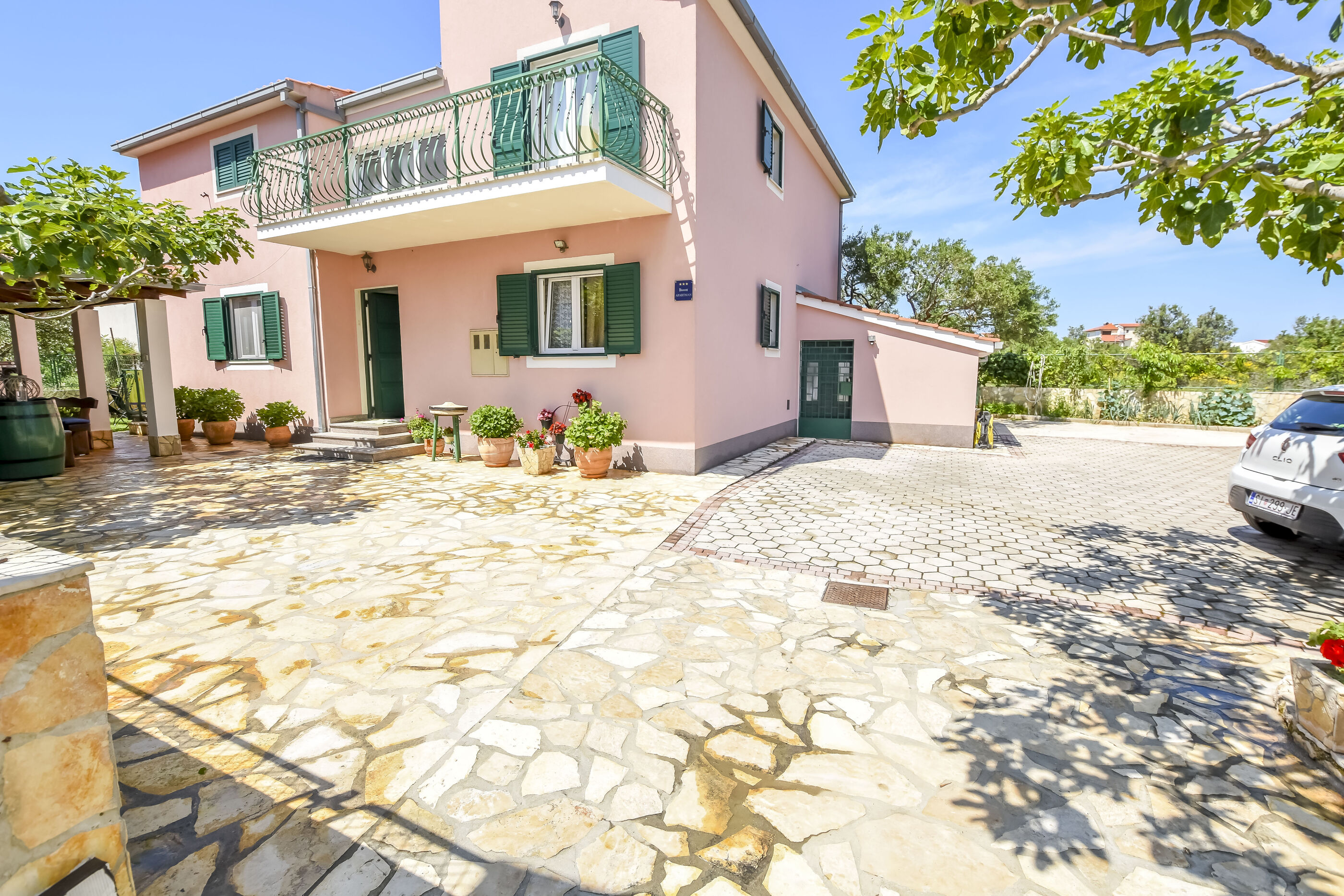 Apartments Sunčica 40241-A2