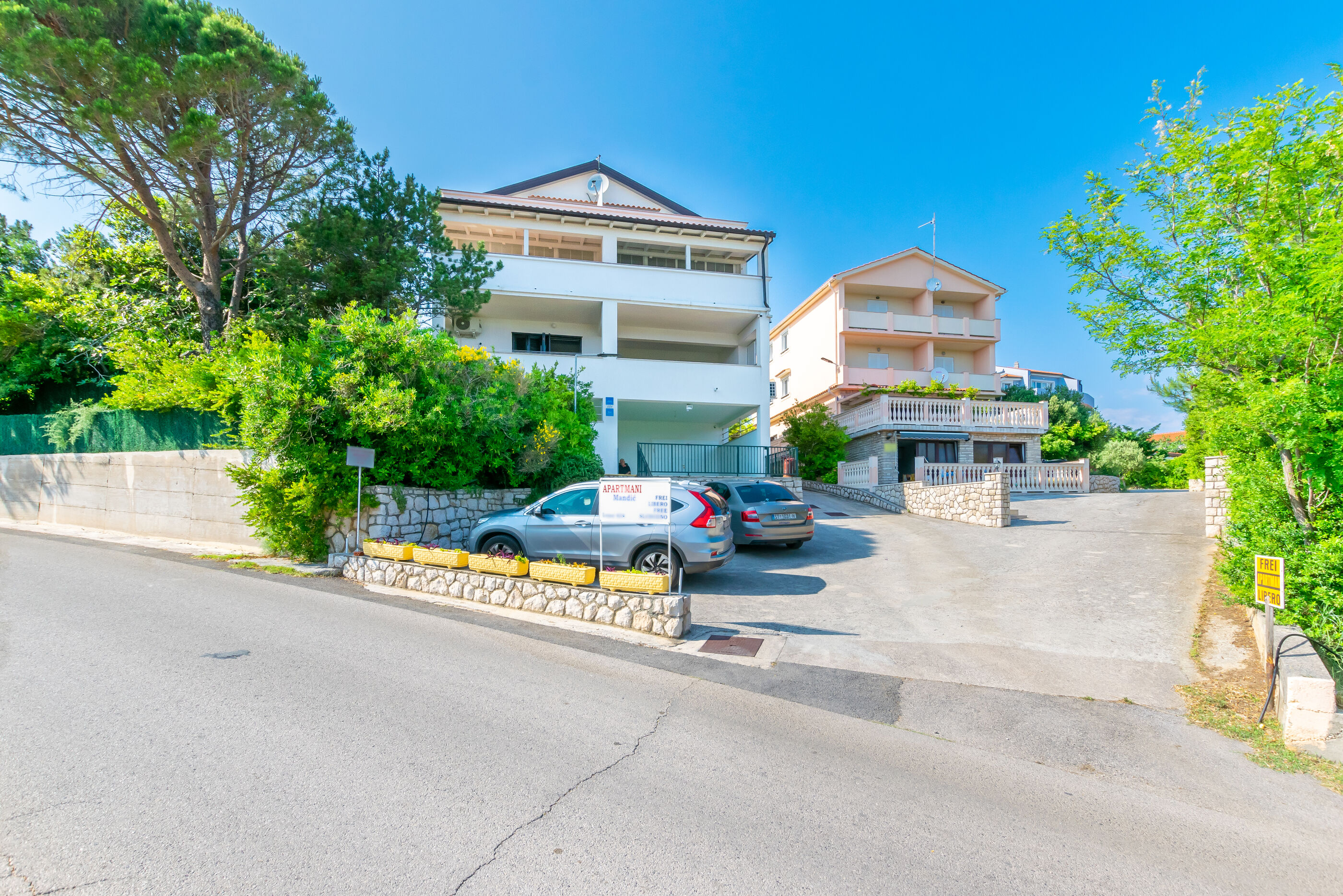 Apartments Ivan M 95751-A2