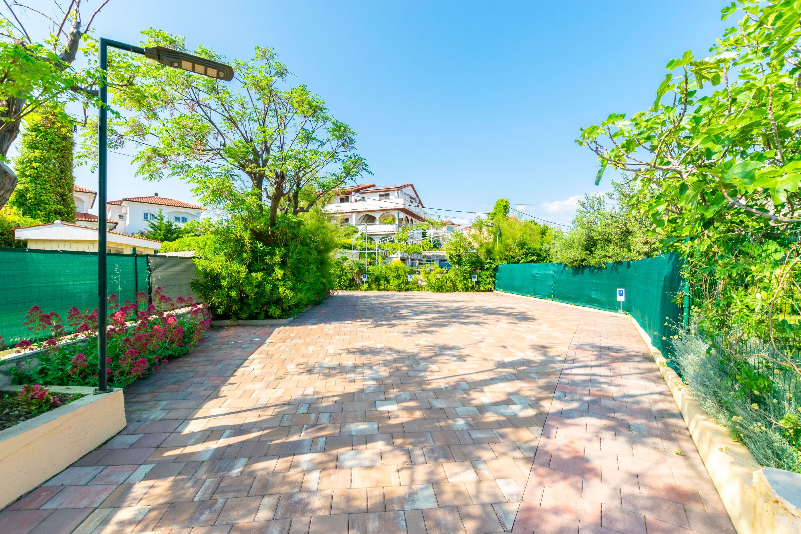 Apartments Ivan M 95751-A2