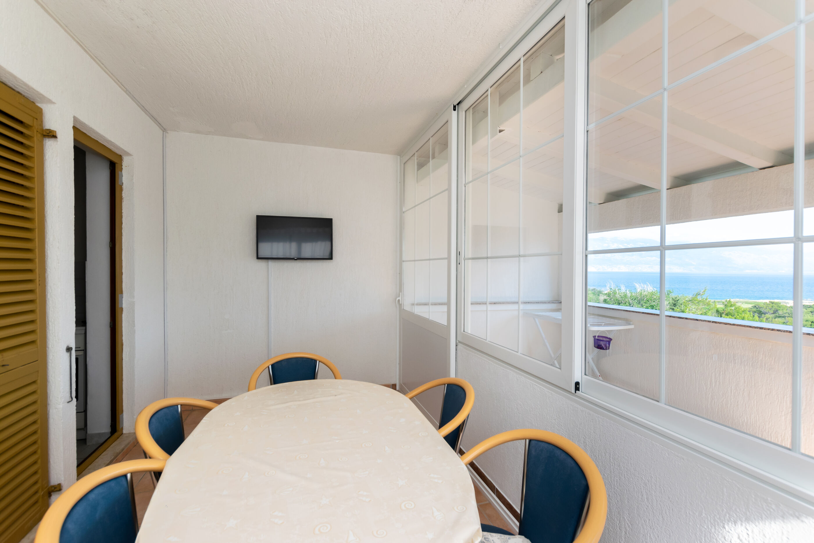 Apartments Ivan M 95751-A2