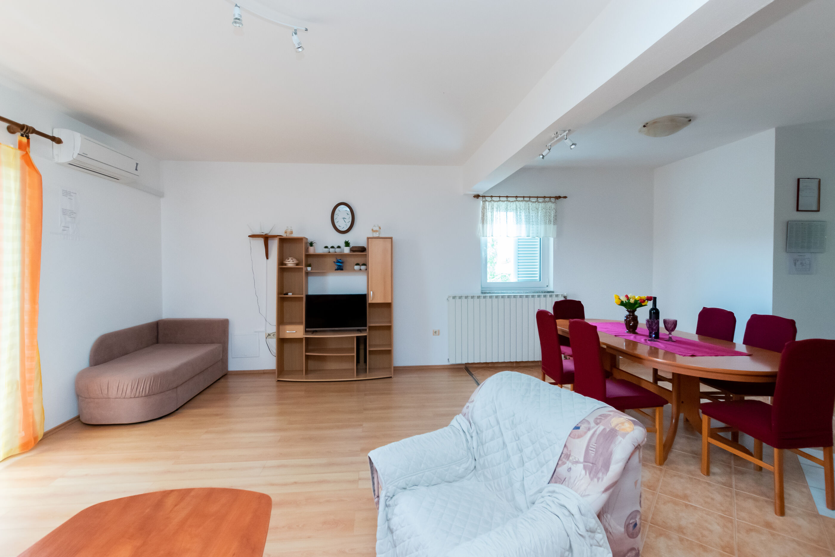 Apartments Mirta 91211-A1