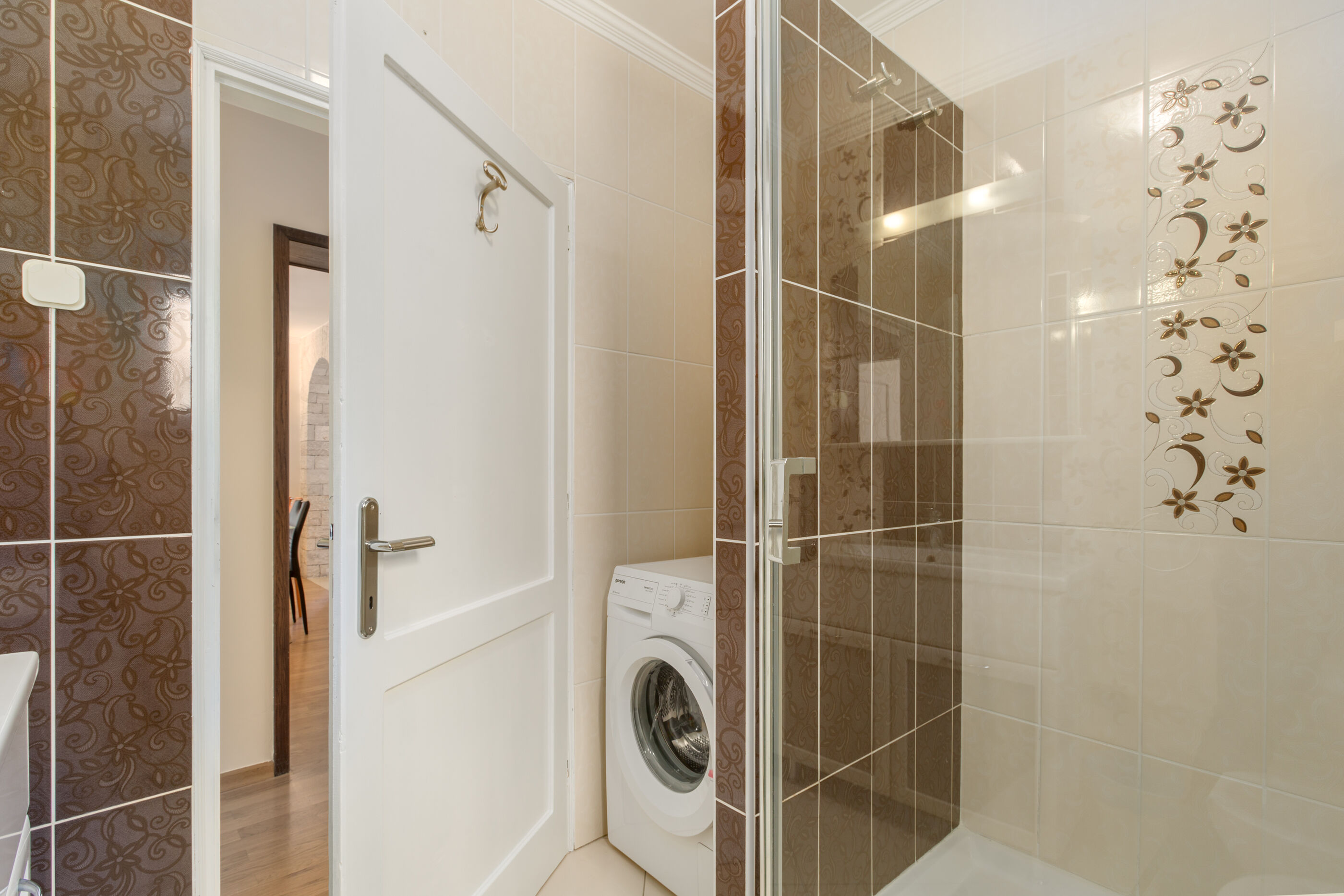 Apartment Paradiso 6 82684-A1
