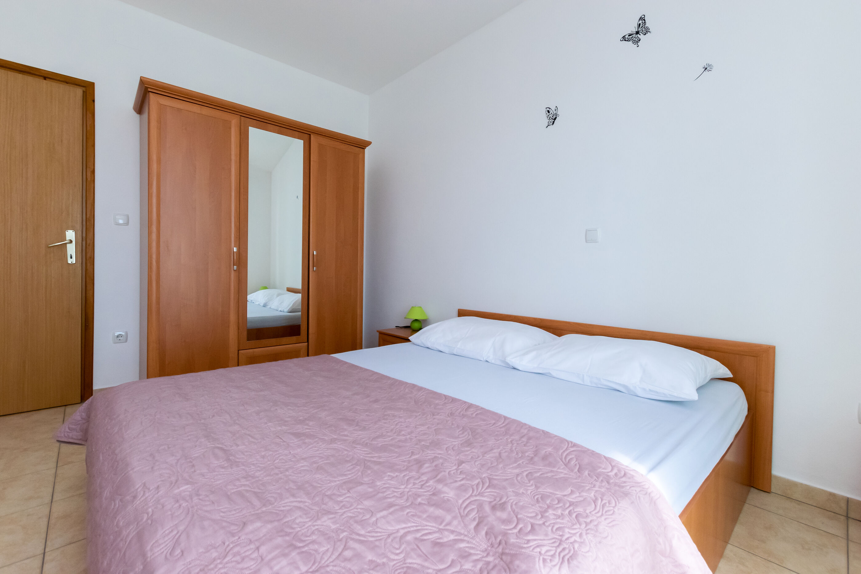 Apartments Mirta 91211-A3
