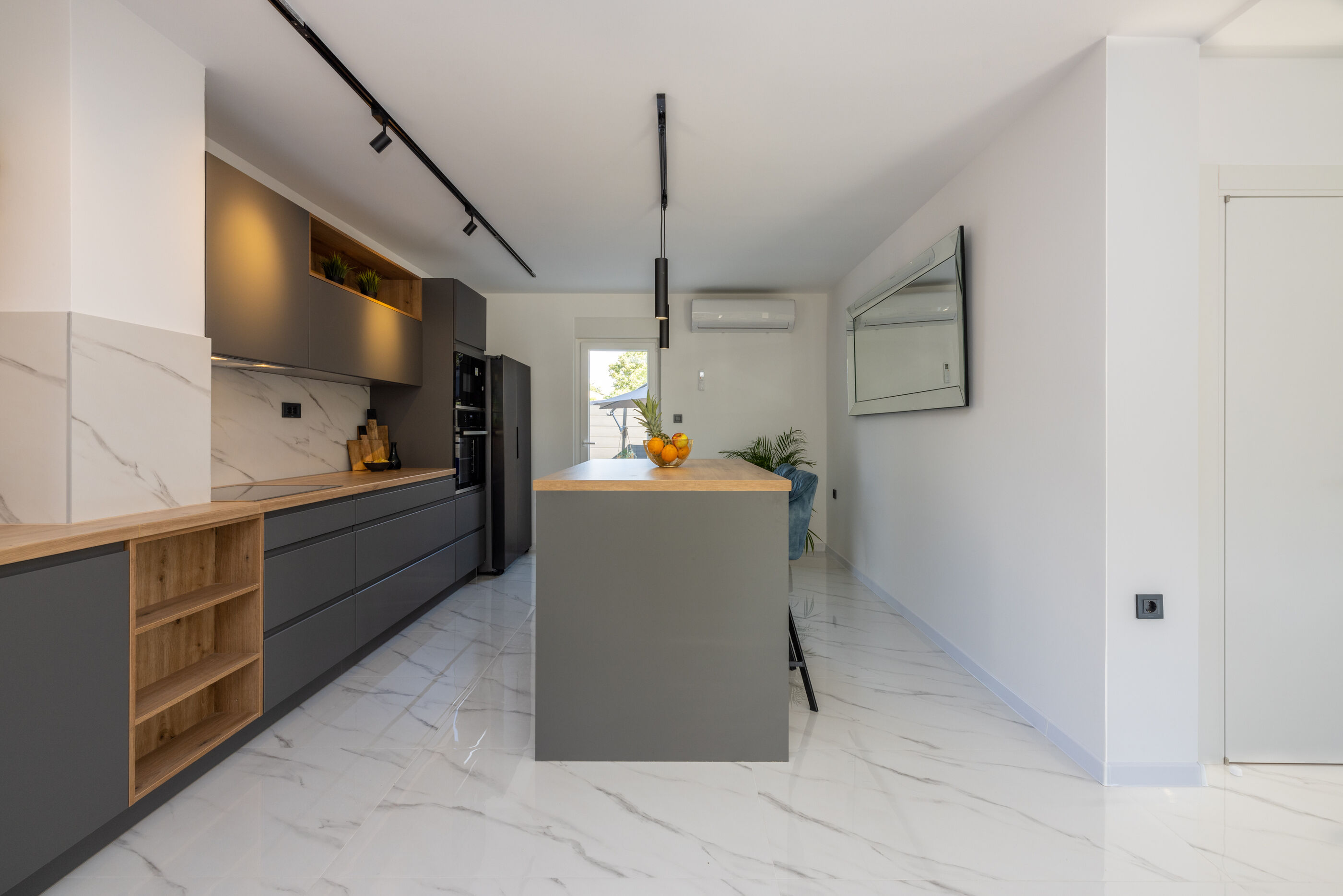 House Kety 95831-K1