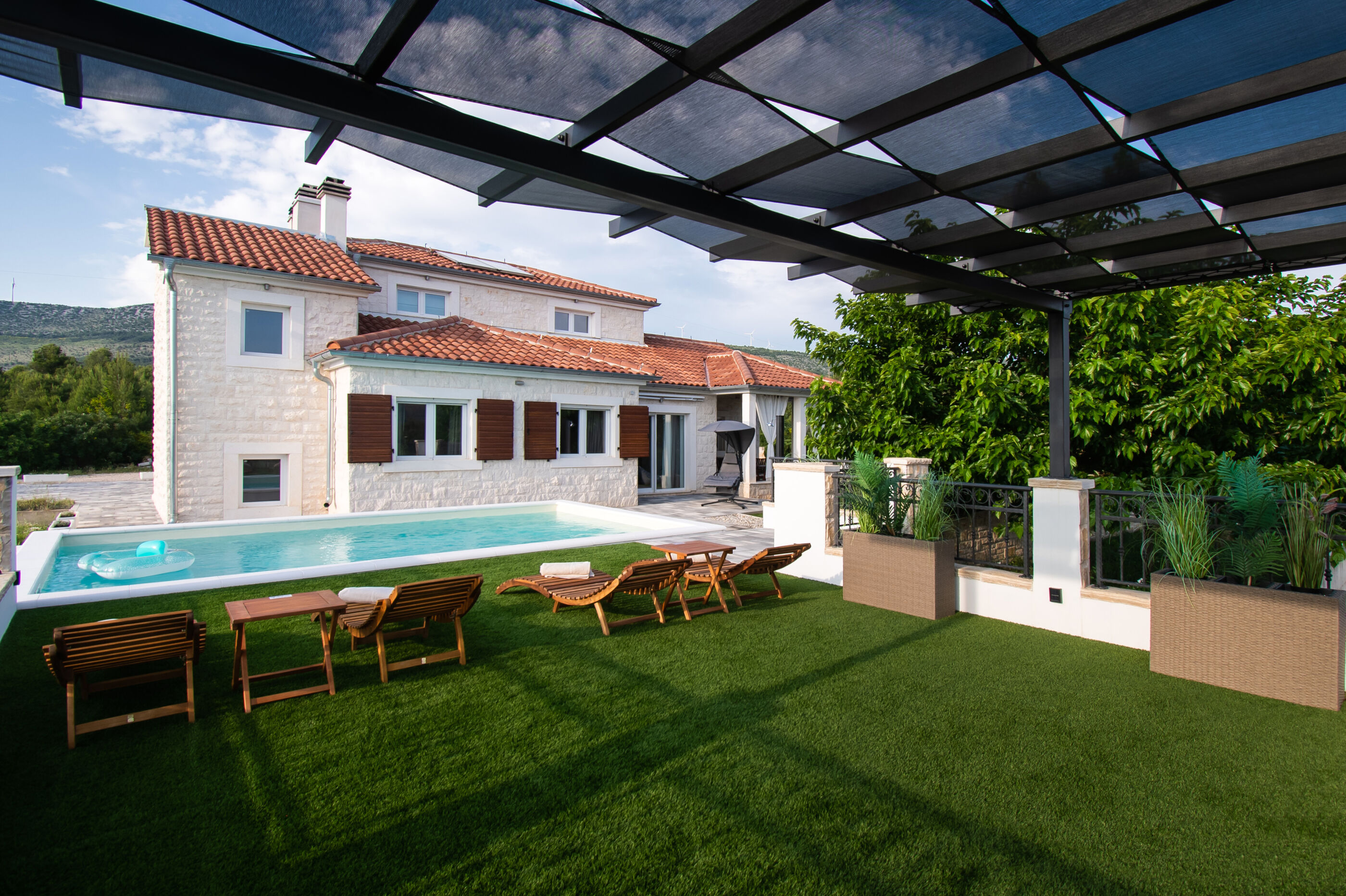 Villa Whitestone V9221-K1