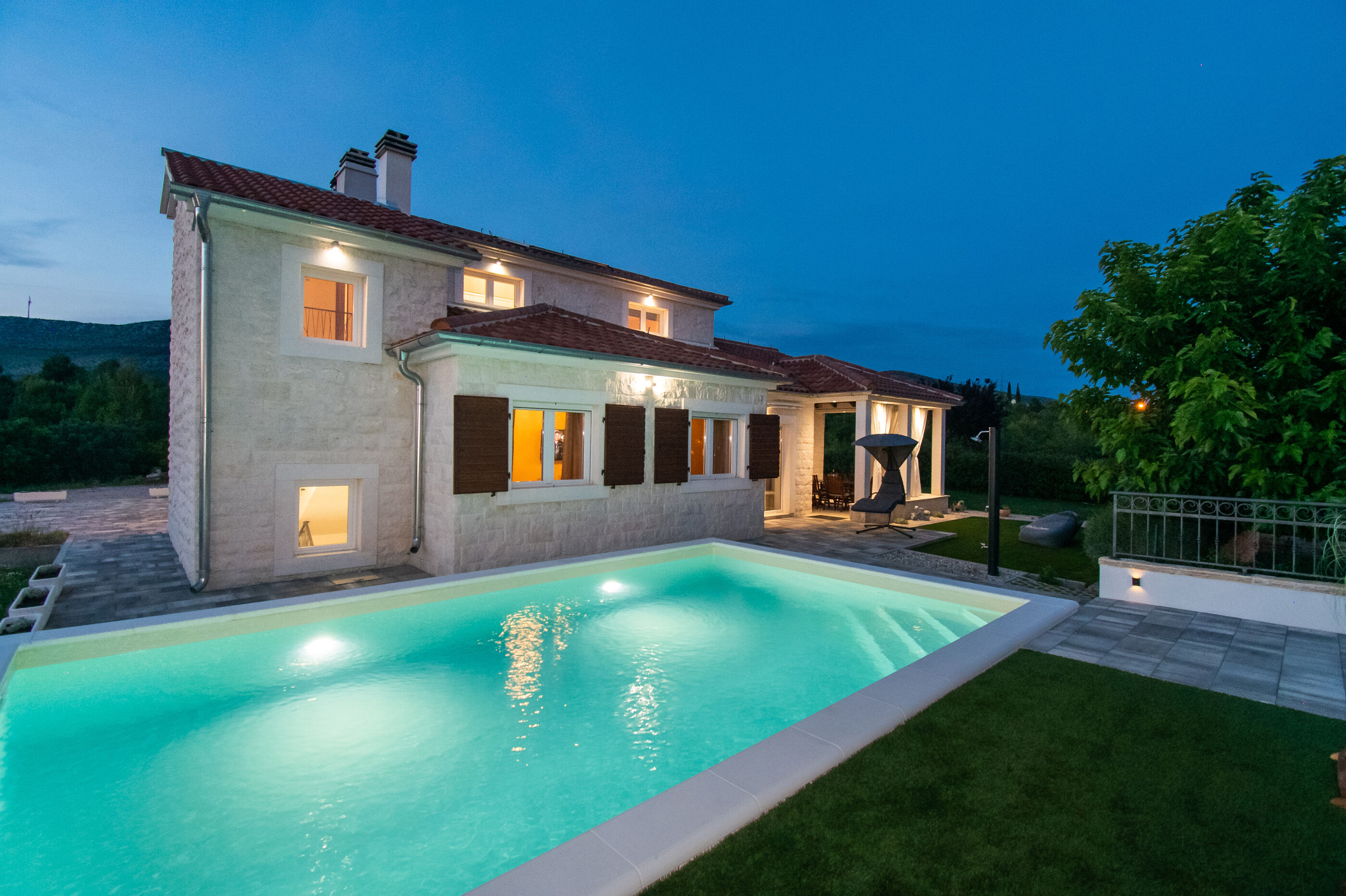 Villa Whitestone V9221-K1
