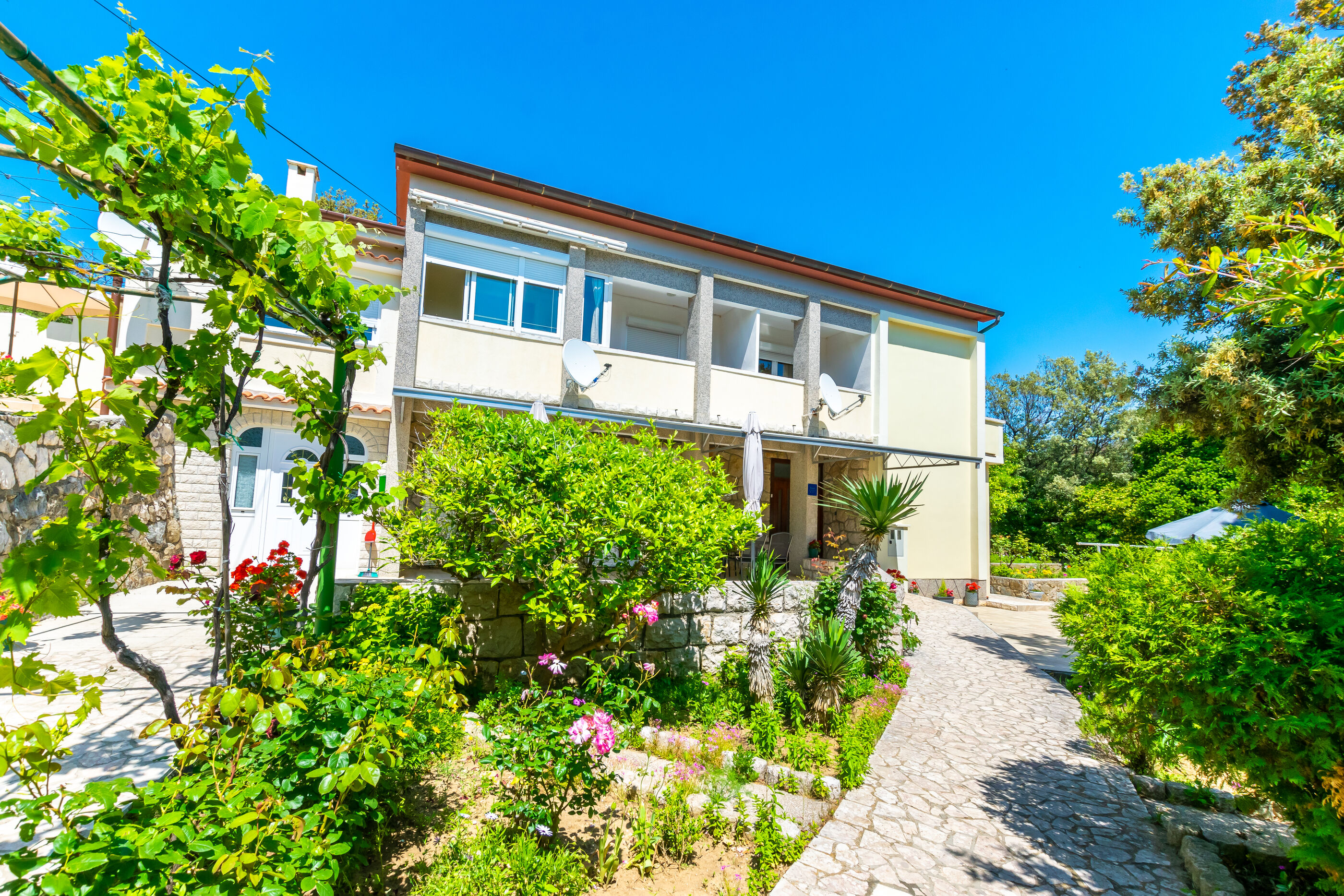 Apartments Marija Sabina Accommodation in Rab