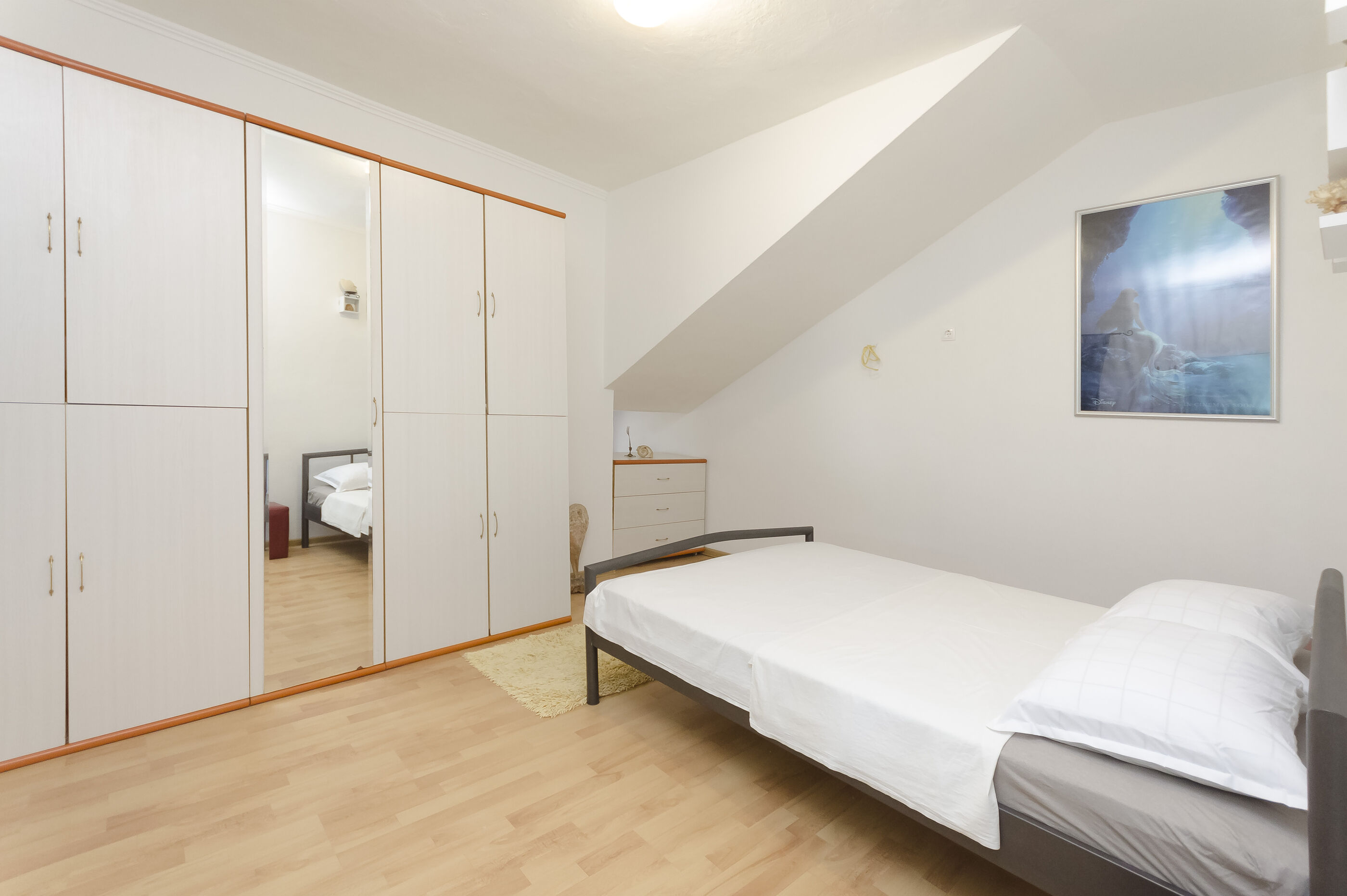 Apartment By the sea 83561-A2