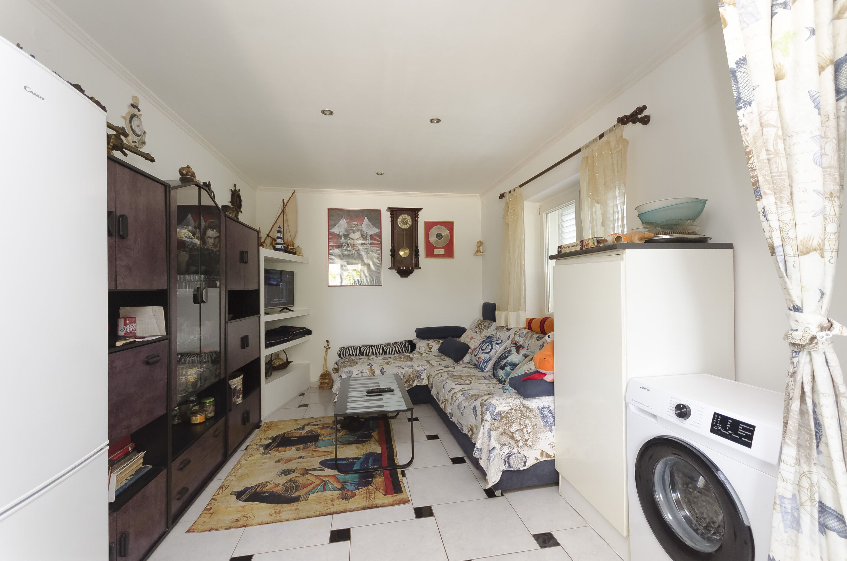 Apartment By the sea 83561-A2