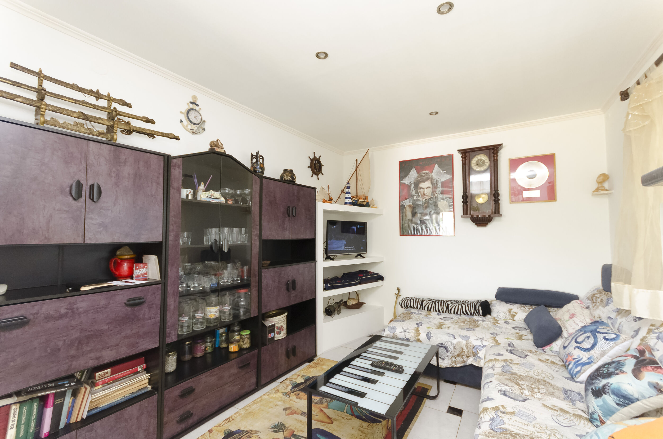 Apartment By the sea 83561-A2