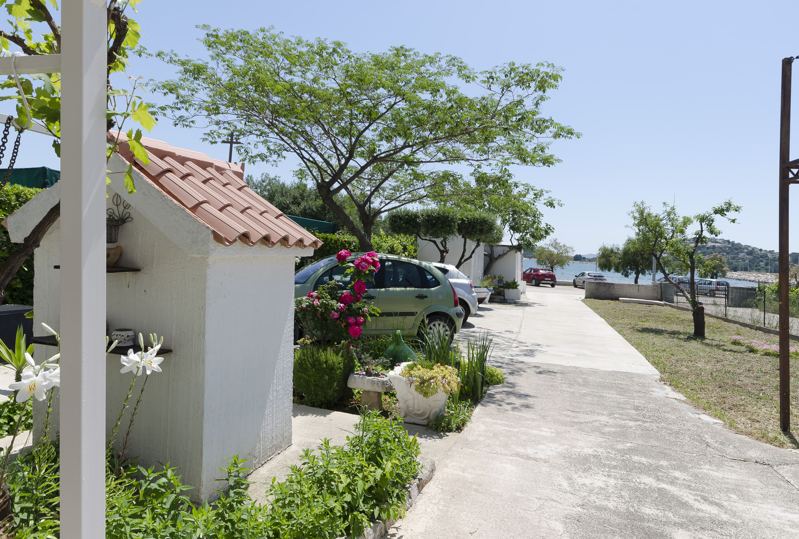 Apartment By the sea 83561-A2