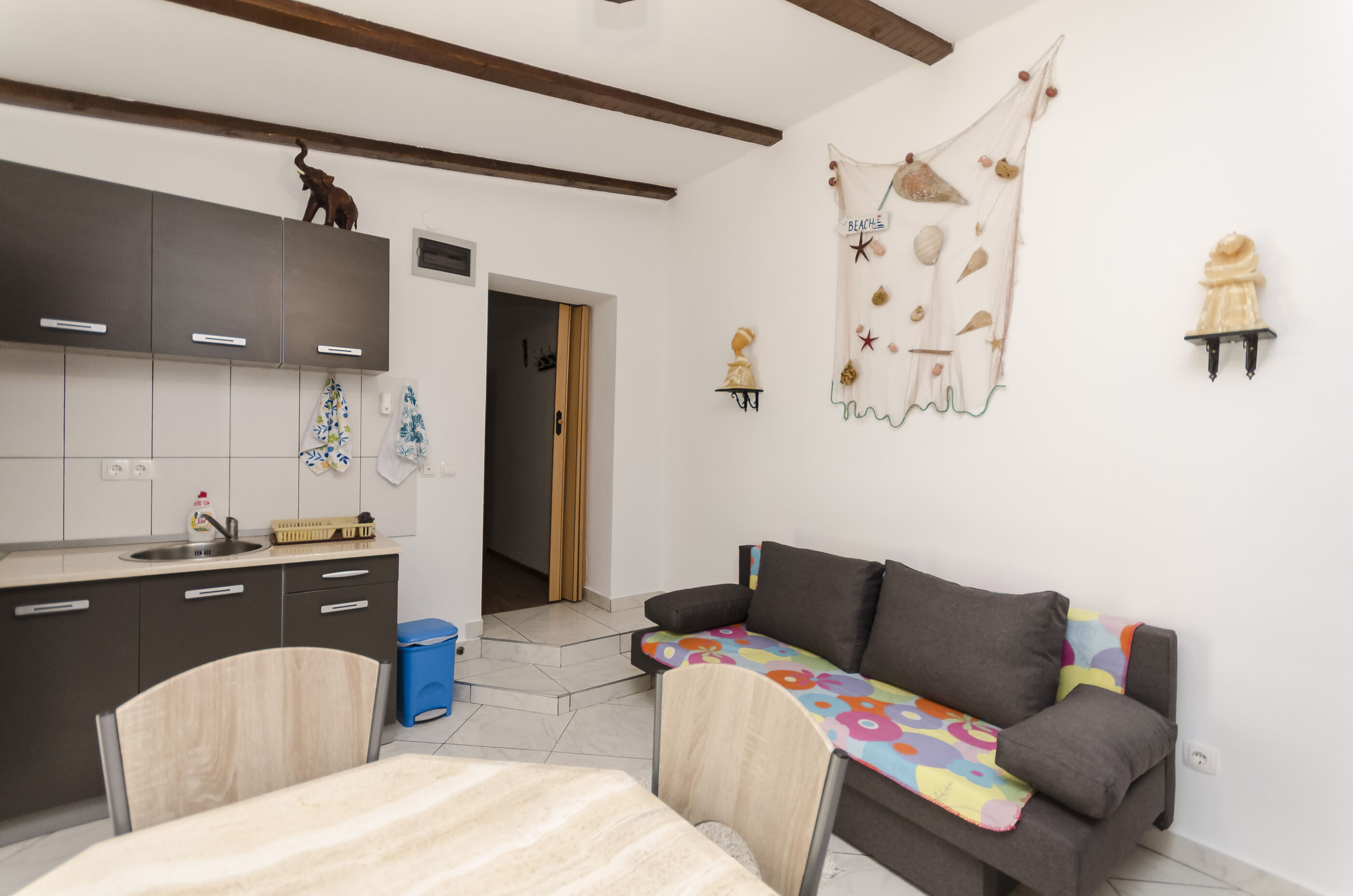Apartment By the sea 83561-A1