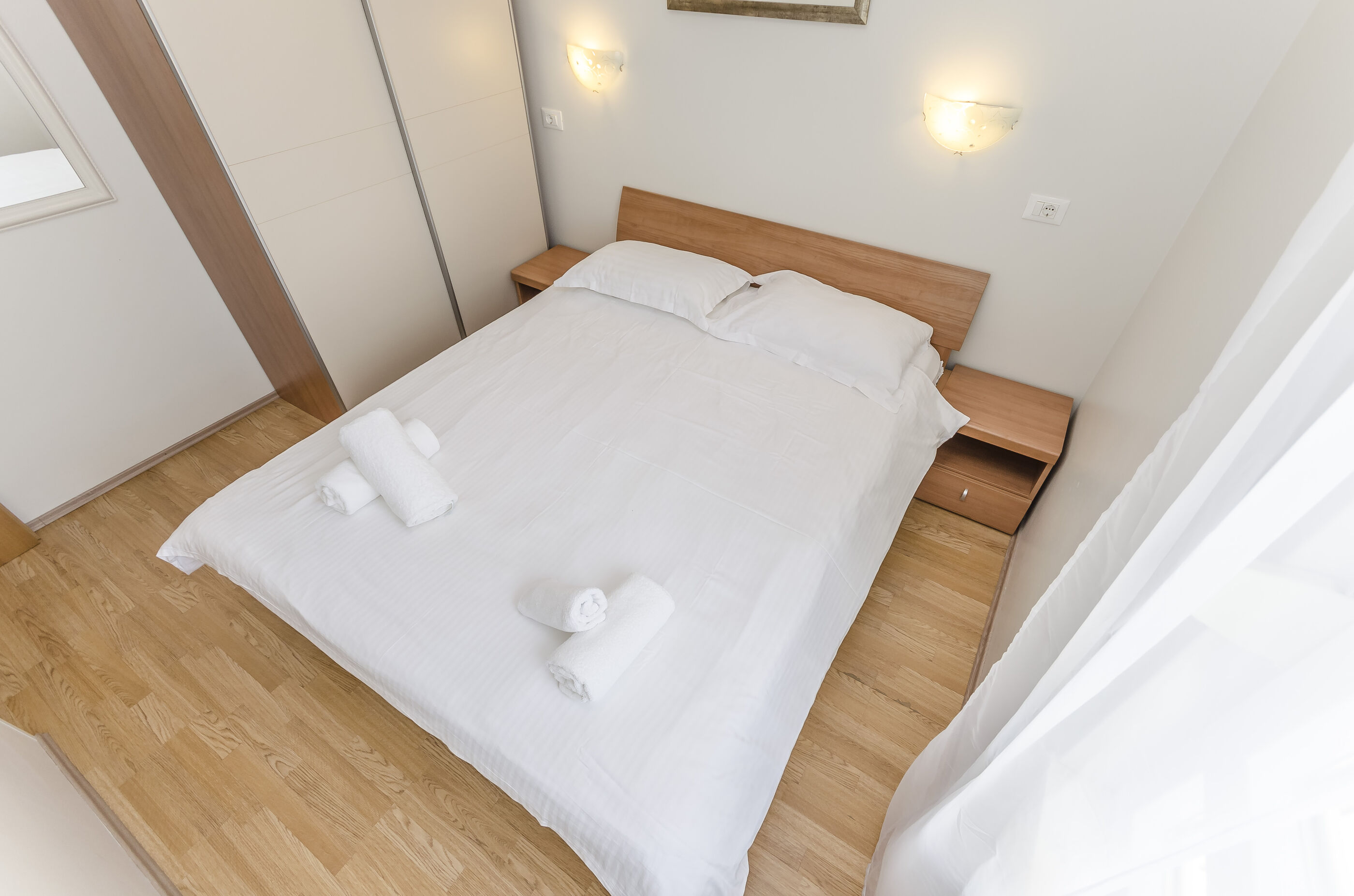 Apartments Superba 84051-A6