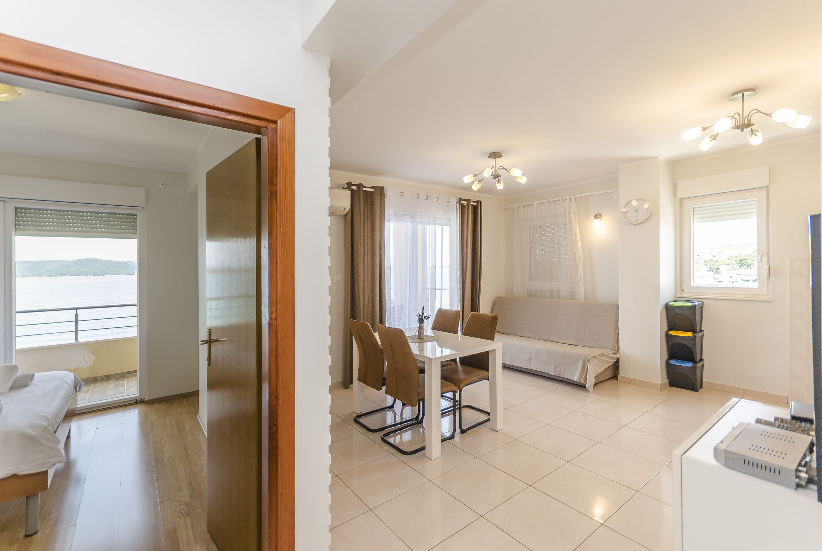 Apartments Superba 84051-A6