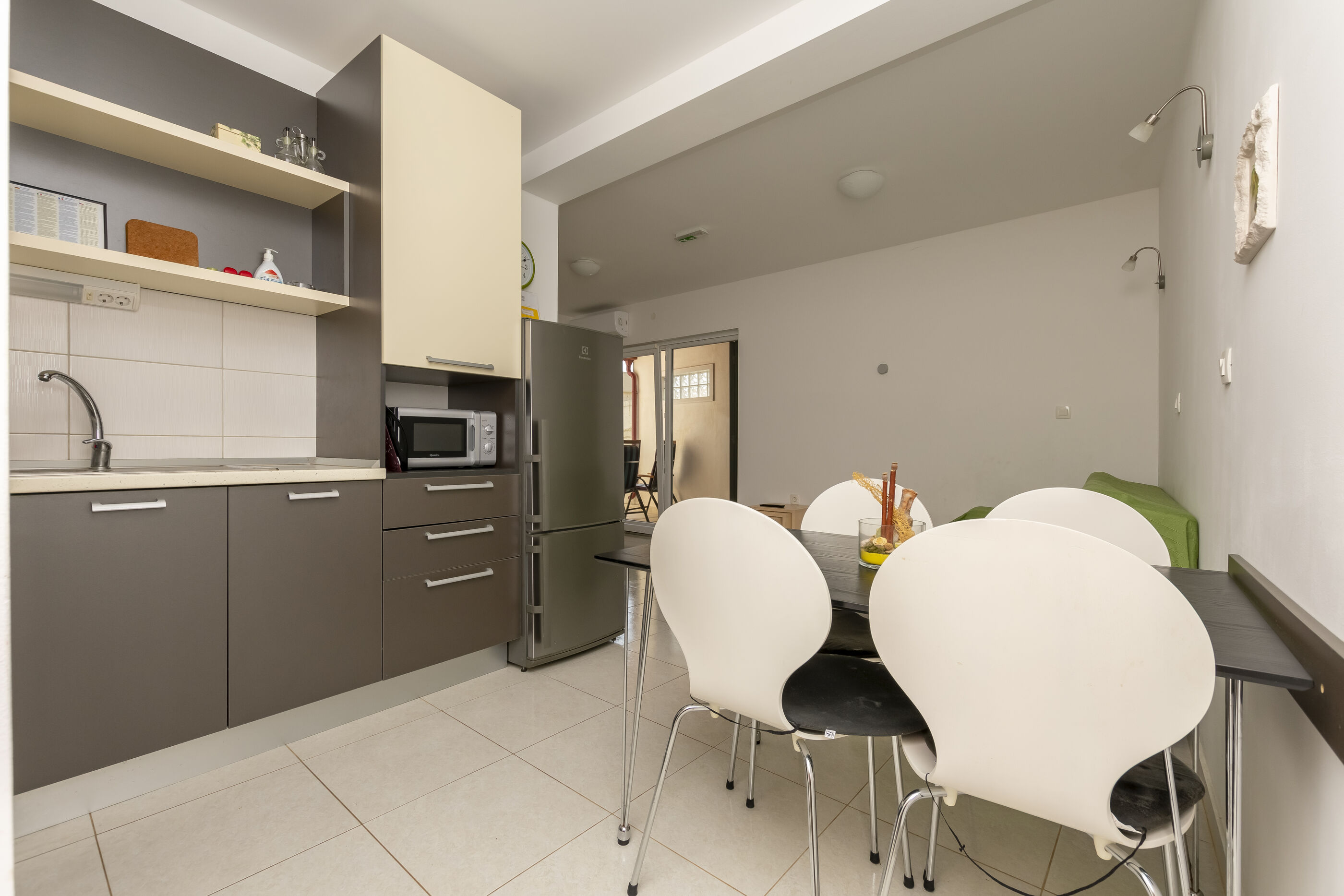 Apartments Djani 31111-A3